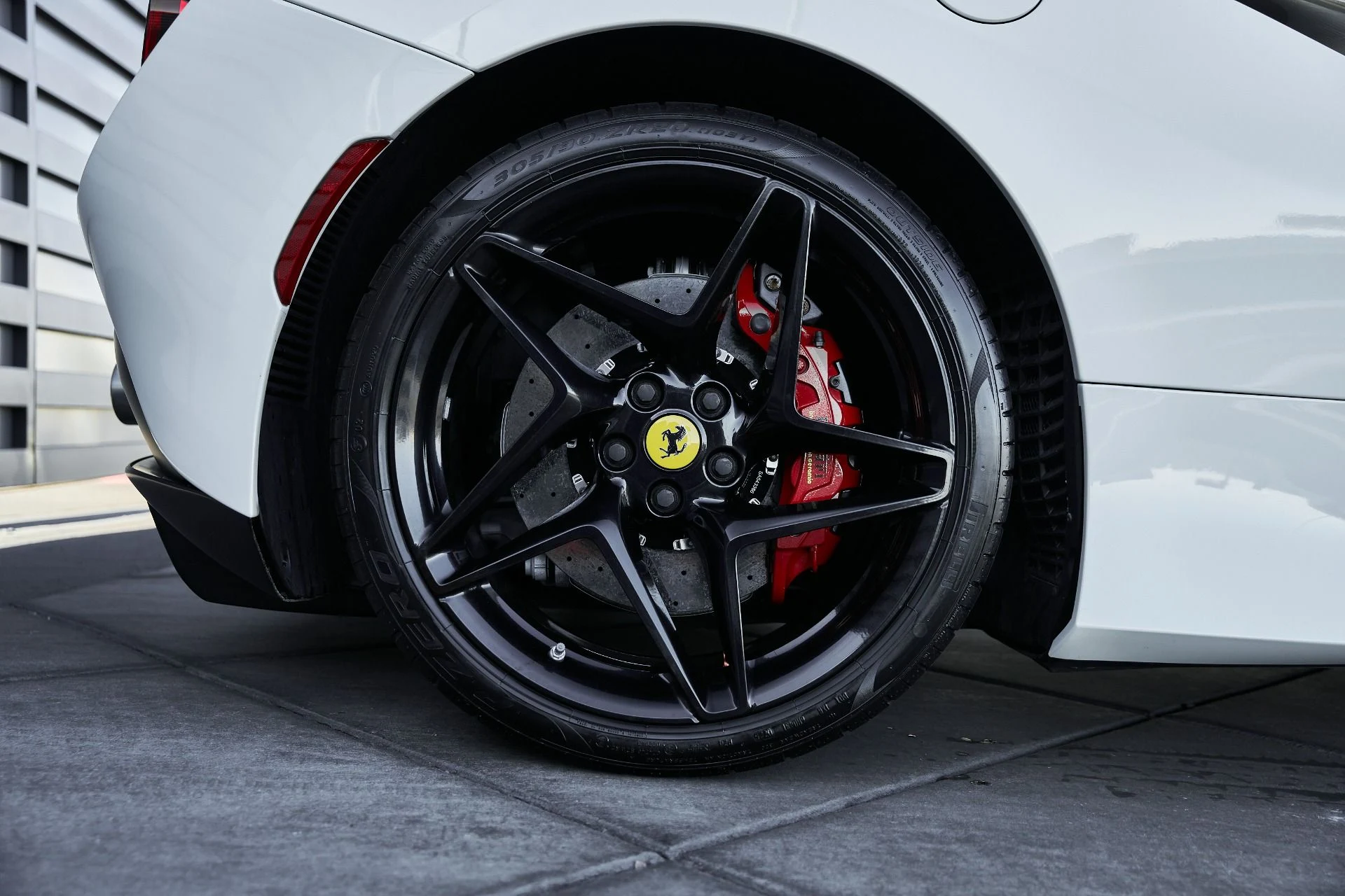 mph015_1572245236_Used_2021_Ferrari_F8_Tributo_1766025287_6940e6353b