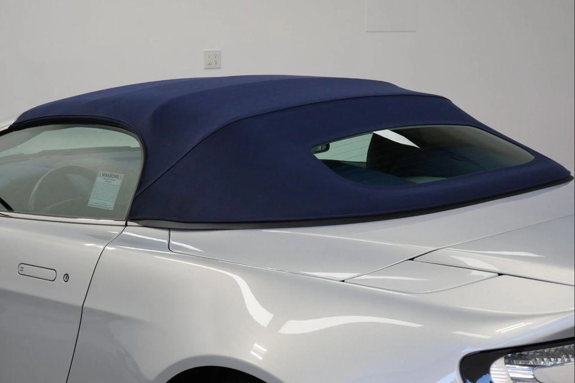 mph015_1581174361_NLQ_Tx_O_Sm1o_L20_Gf_TGA_8_U_Lr_LG_7jc_be5c842eea