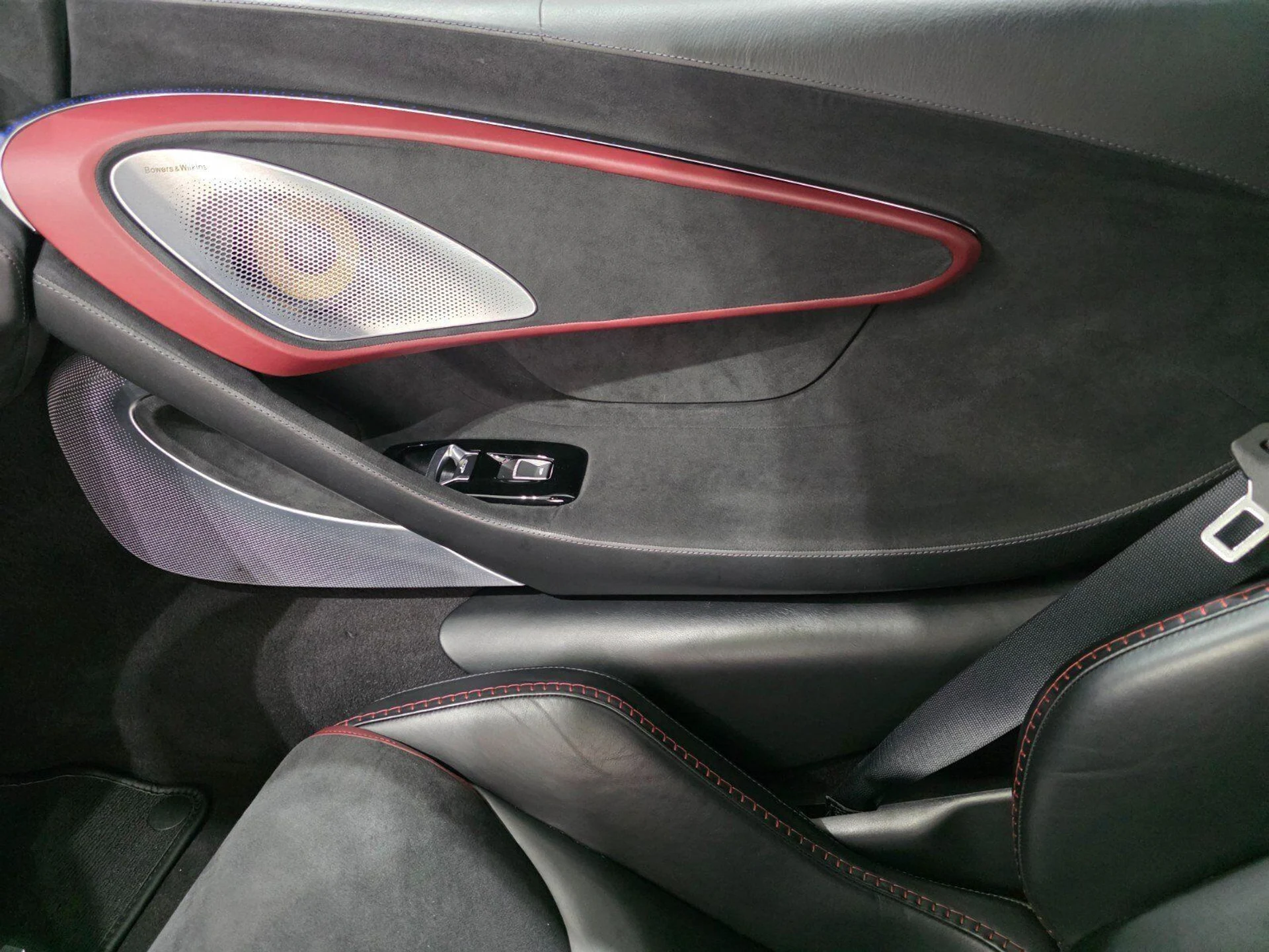 mph015_1586205156_faff17ab3bedfae681baf461cc5ae05a_0067f7de8e