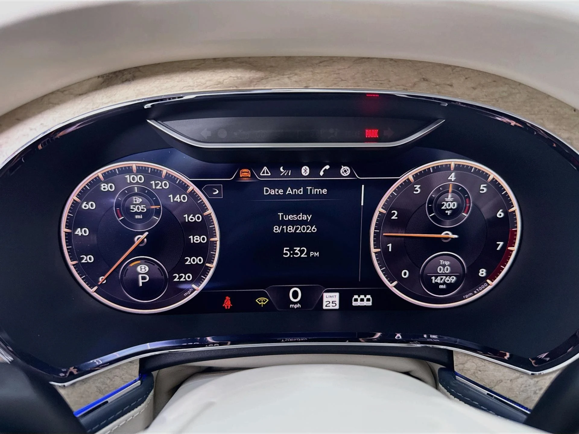 mph015_1594705561_Used_2022_Bentley_Flying_Spur_V8_1787092879_9b341255f6