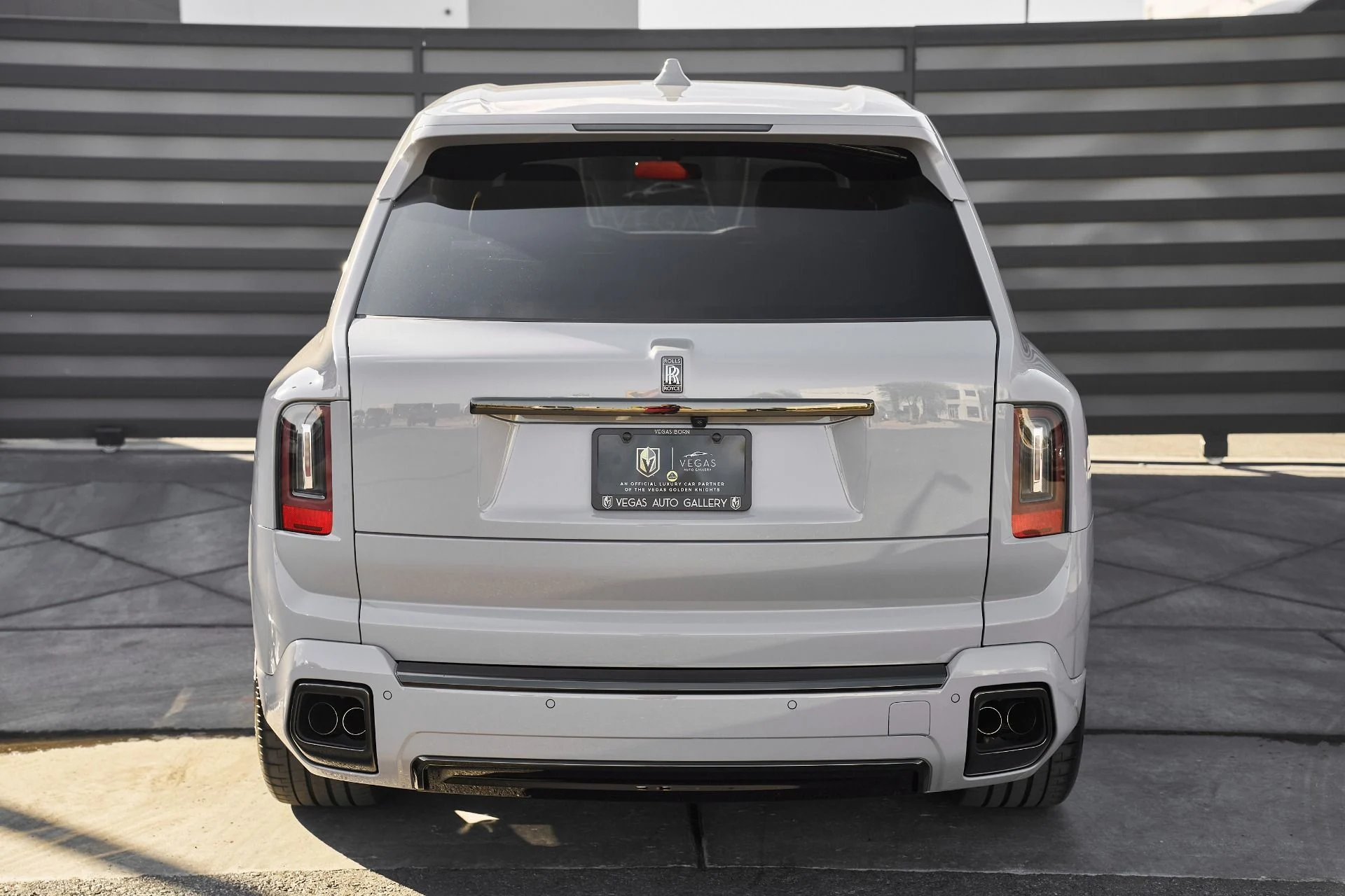 mph015_1596843222_Used_2025_Rolls_Royce_Cullinan_Black_Badge_1763084559_5395dec243