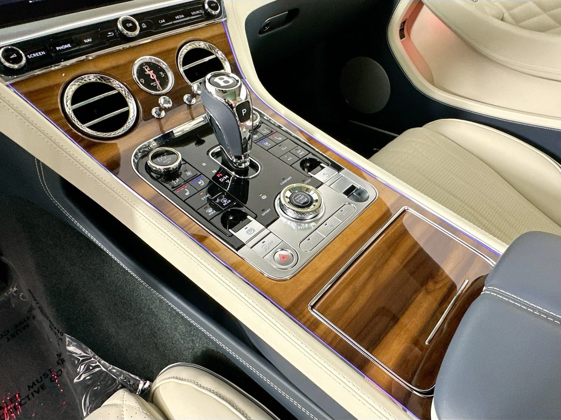 mph015_1597027708_16_5ac61bfc74