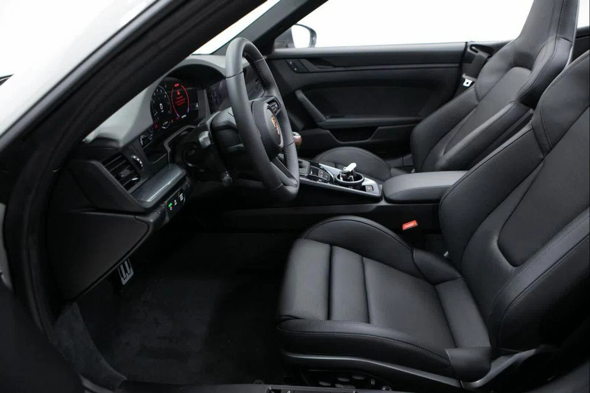 mph015_1597686359_HG_6iw2r_CAE_Qv_G_Ql_Nw_BV_8d_O_Ayam_A_1e9c143eeb