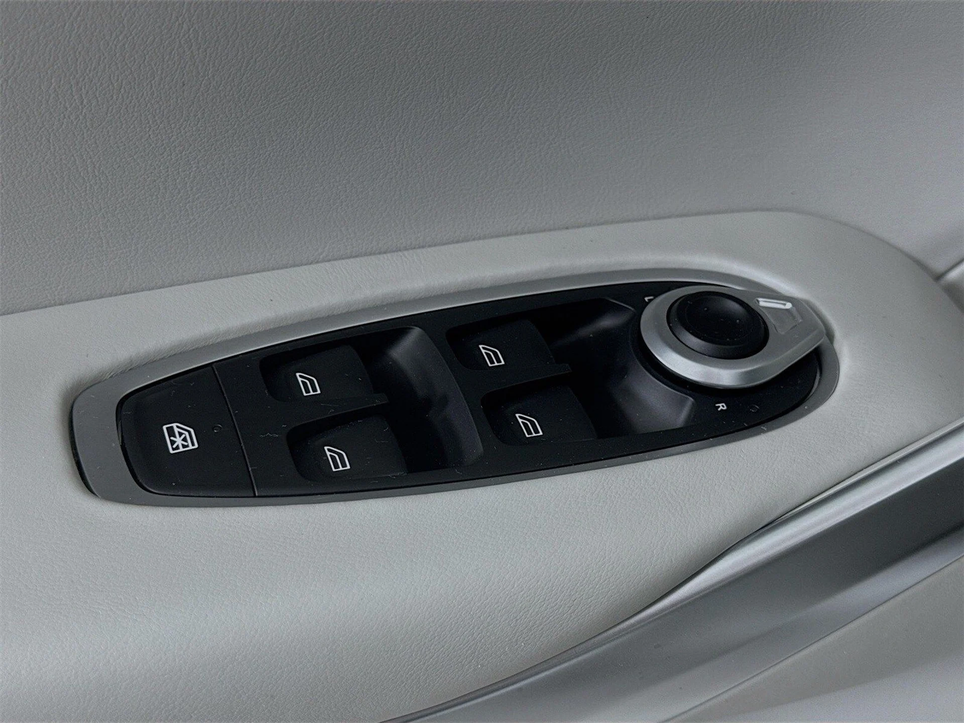 mph015_1603119557_715f37875249ba018ad06e9322eff53bx_3aaf48088c