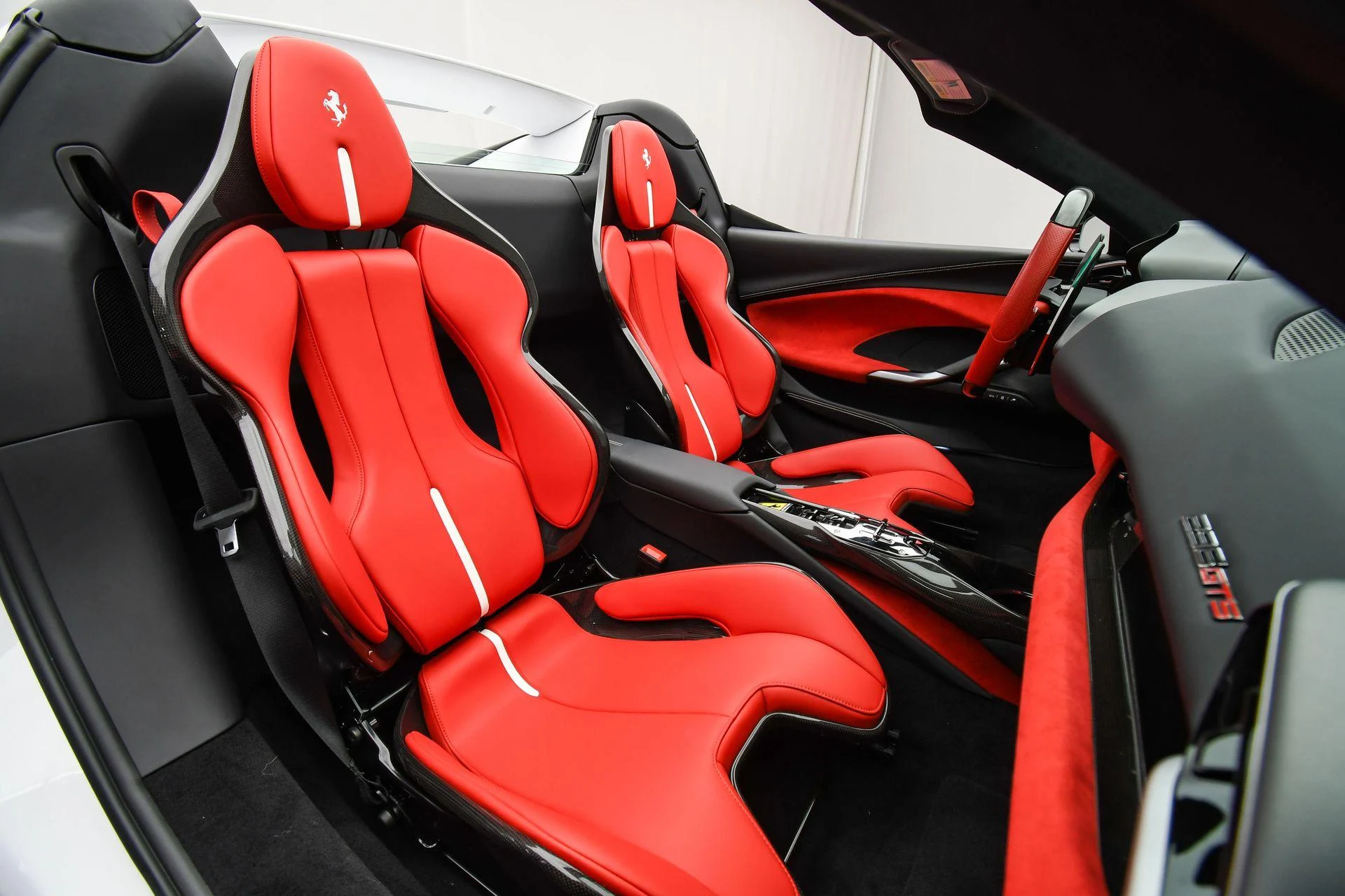 mph015_1617544193_Used_2025_Ferrari_296_GTS_CONV_1757451326_6ad832b3af