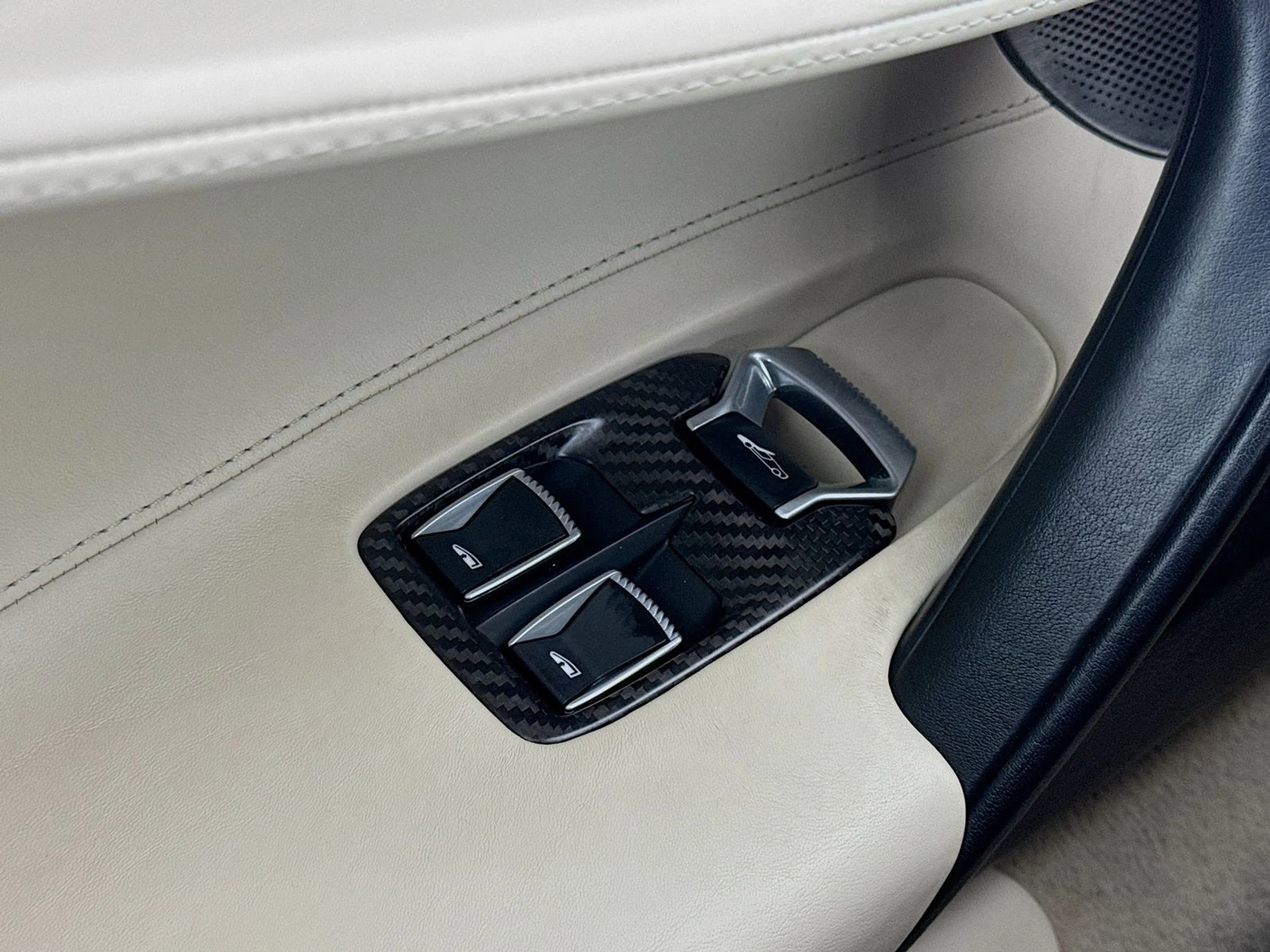 mph015_1617588163_a40747aec77d6bec52f0d71215a88f5ax_590ee366bf