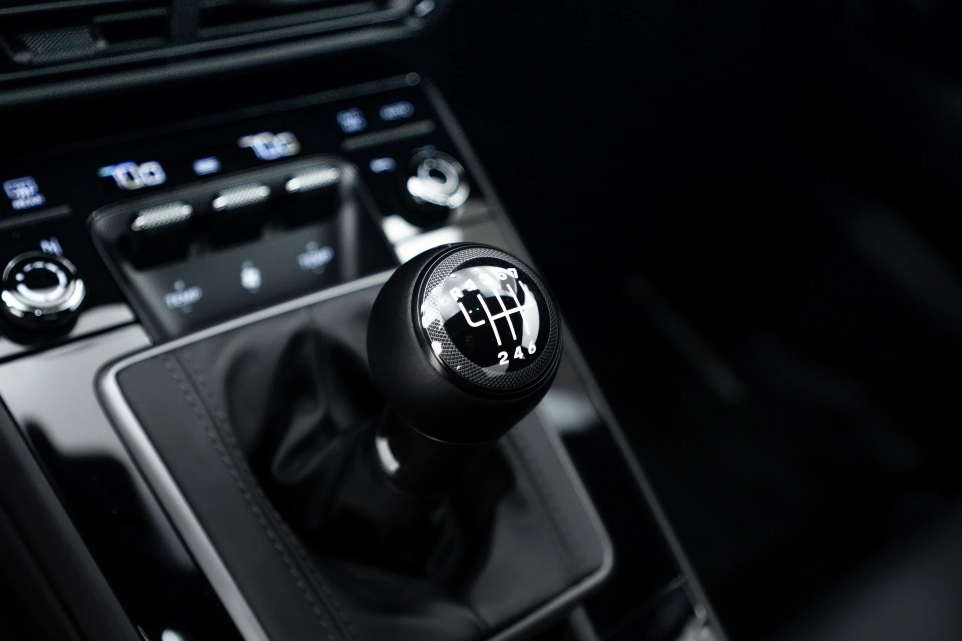 mph015_1619140361_f1672dd01b9e64e2d5c51ff8087accad_747eebb294