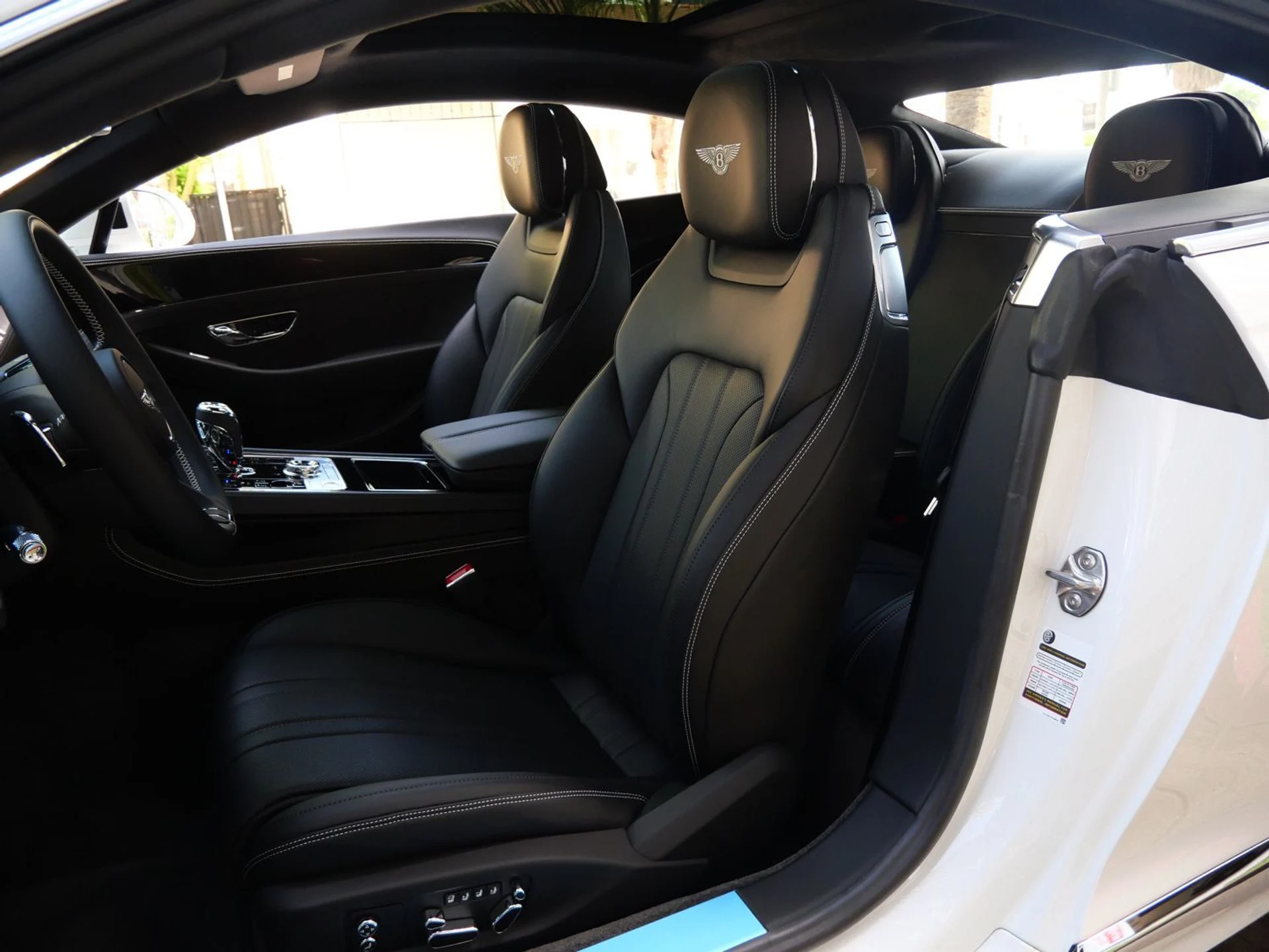 mph015_1629014859_57cef8e77988ace5e77ae8d3602392d1x_dae1e8e365