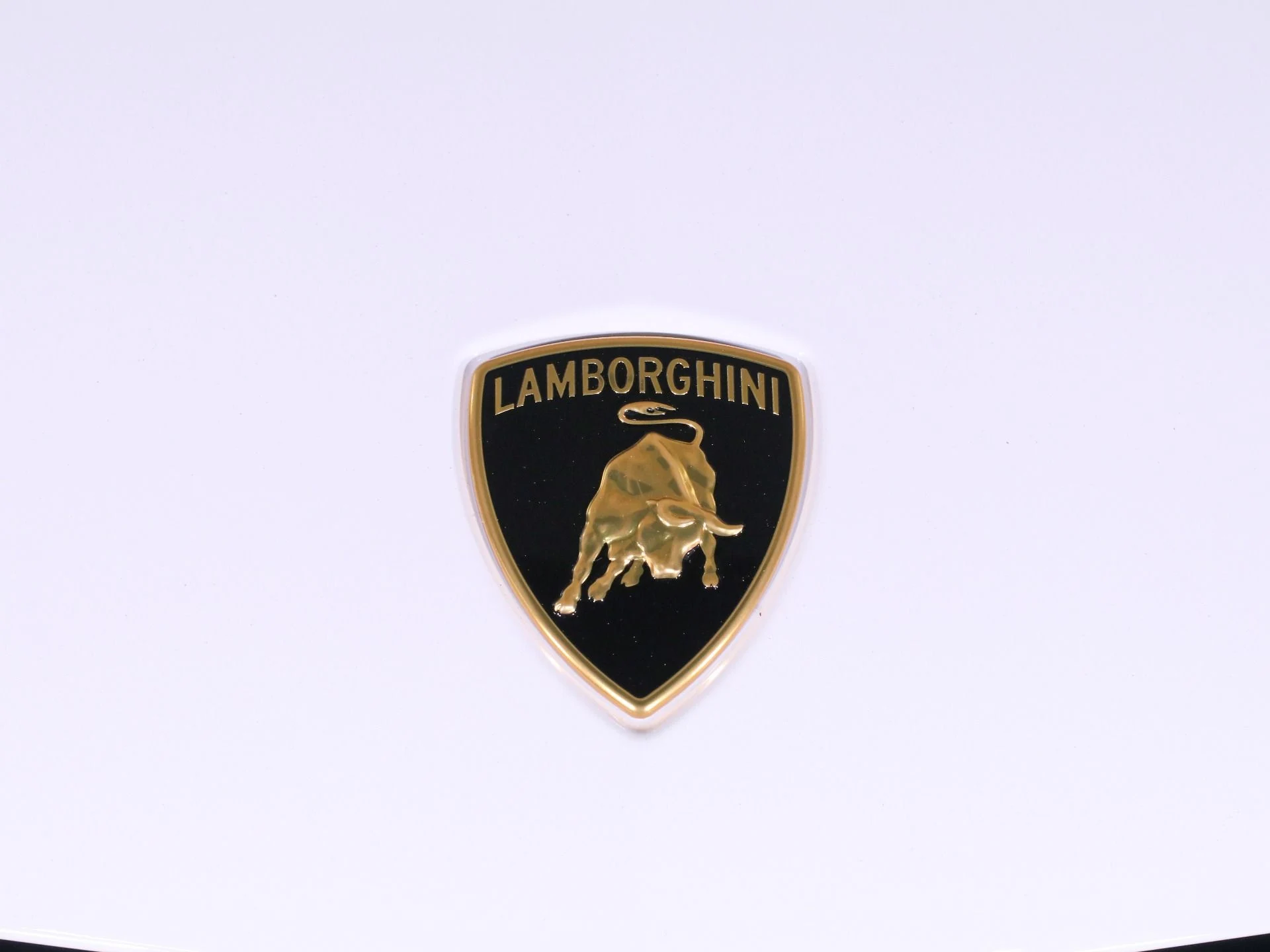 mph015_1633244959_New_2025_Lamborghini_Urus_SE_1760068344_3890261819