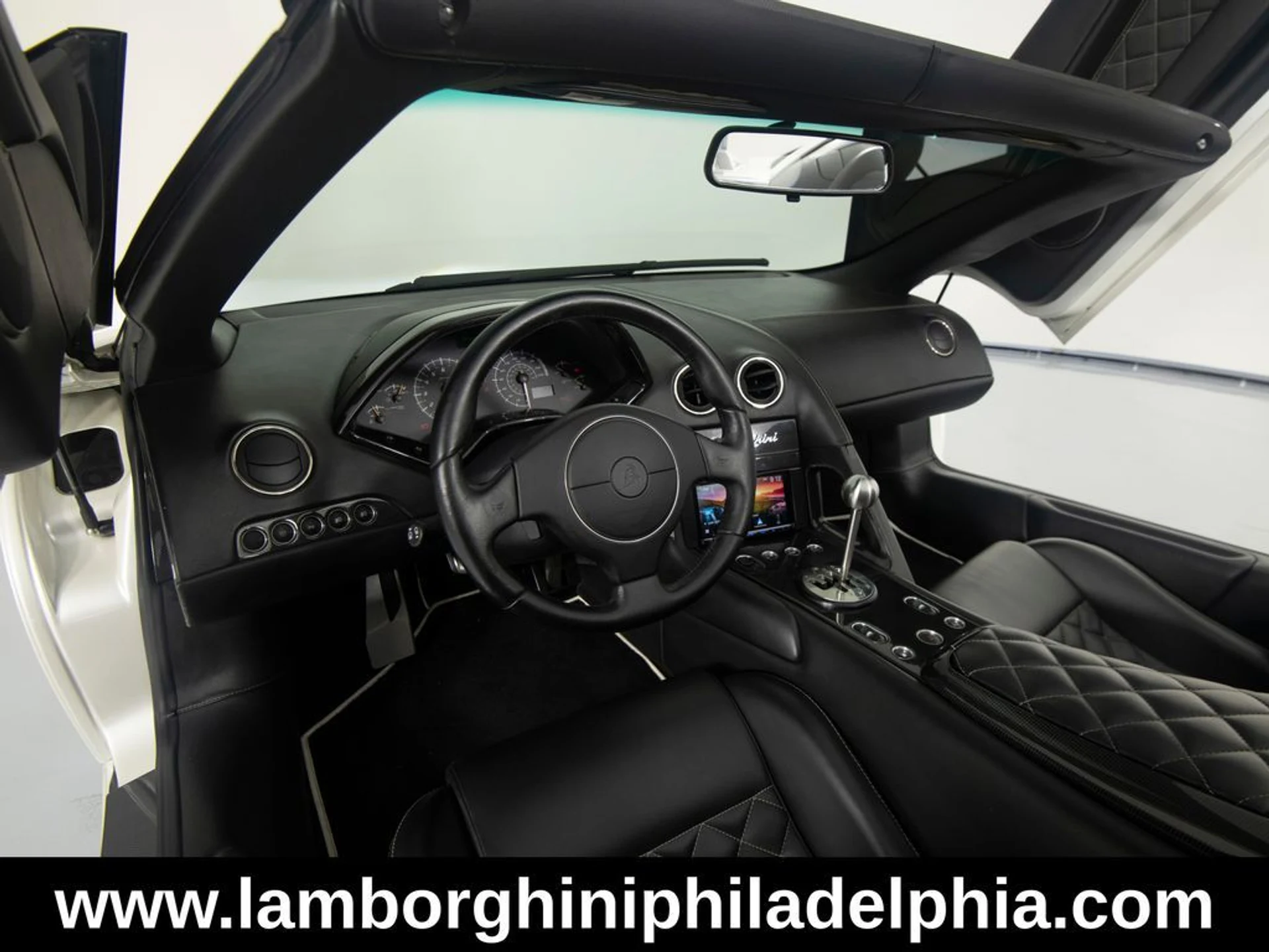 mph015_164305053_833b8821a3be9024b25581e1525fbf29x_93e35d15ee