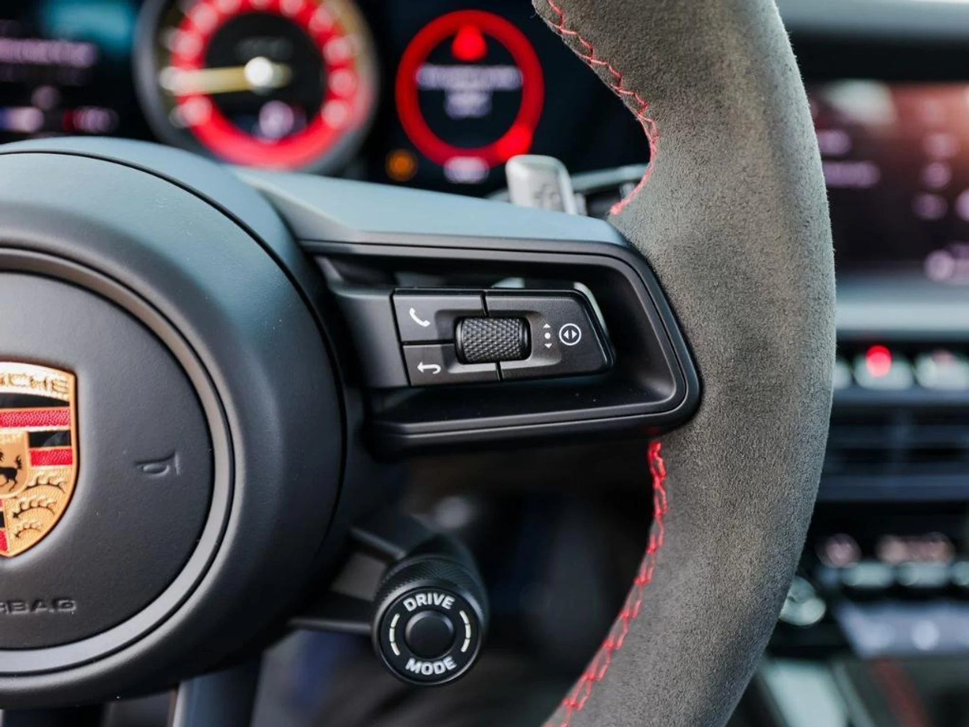 mph015_1649318630_0_Suk53_Q9_Iy_E9k_H9mxmedcn_T_Xijs_e9d4b35321