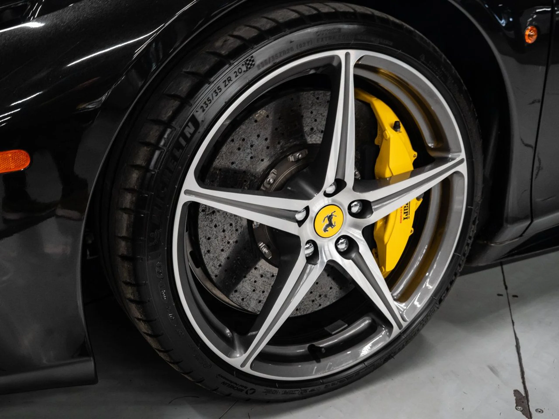 mph015_1651615721_ferrari_458_italia_2015_bb327e9b1c