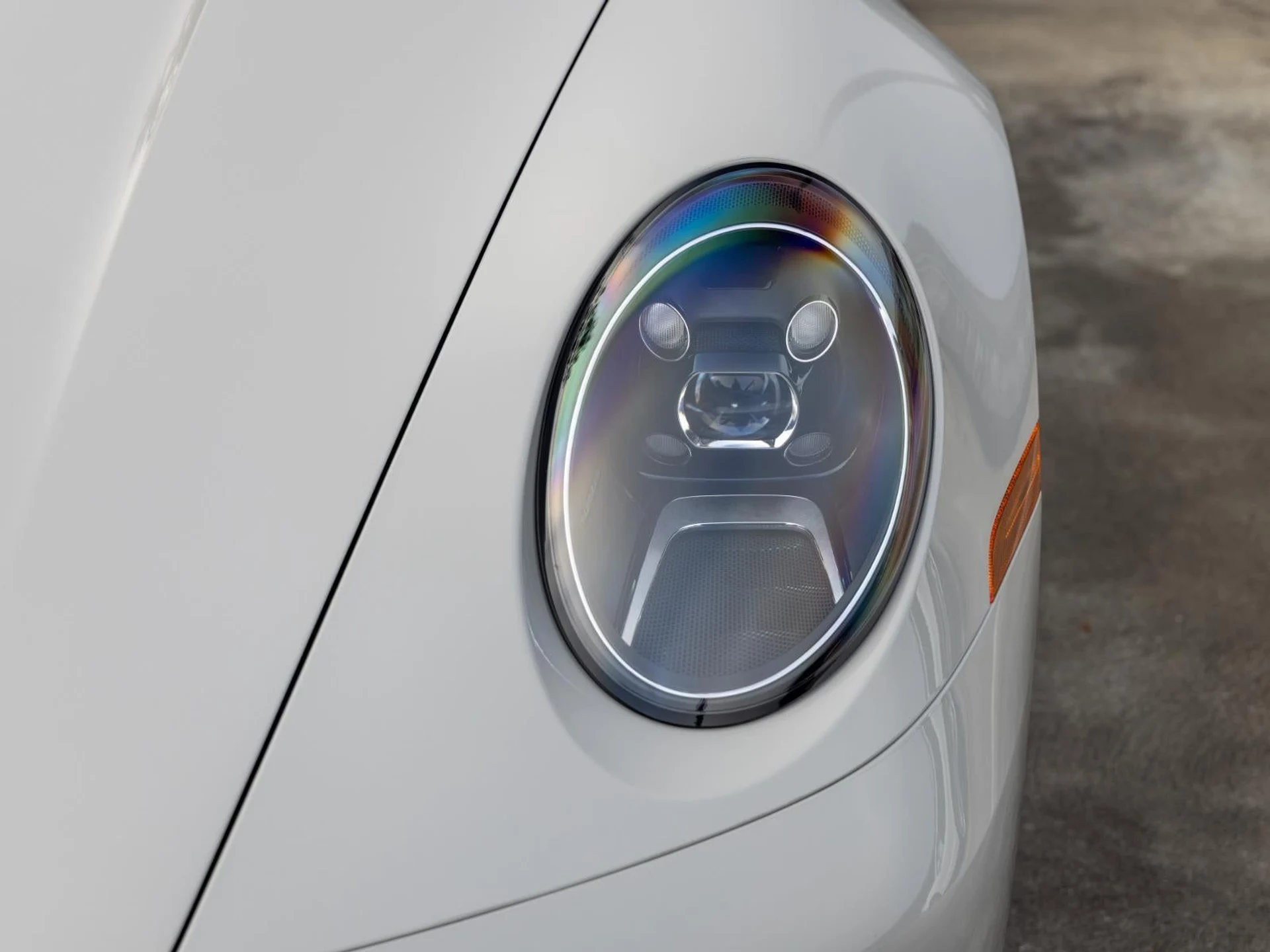 mph015_165355411_16_07be2b34bf