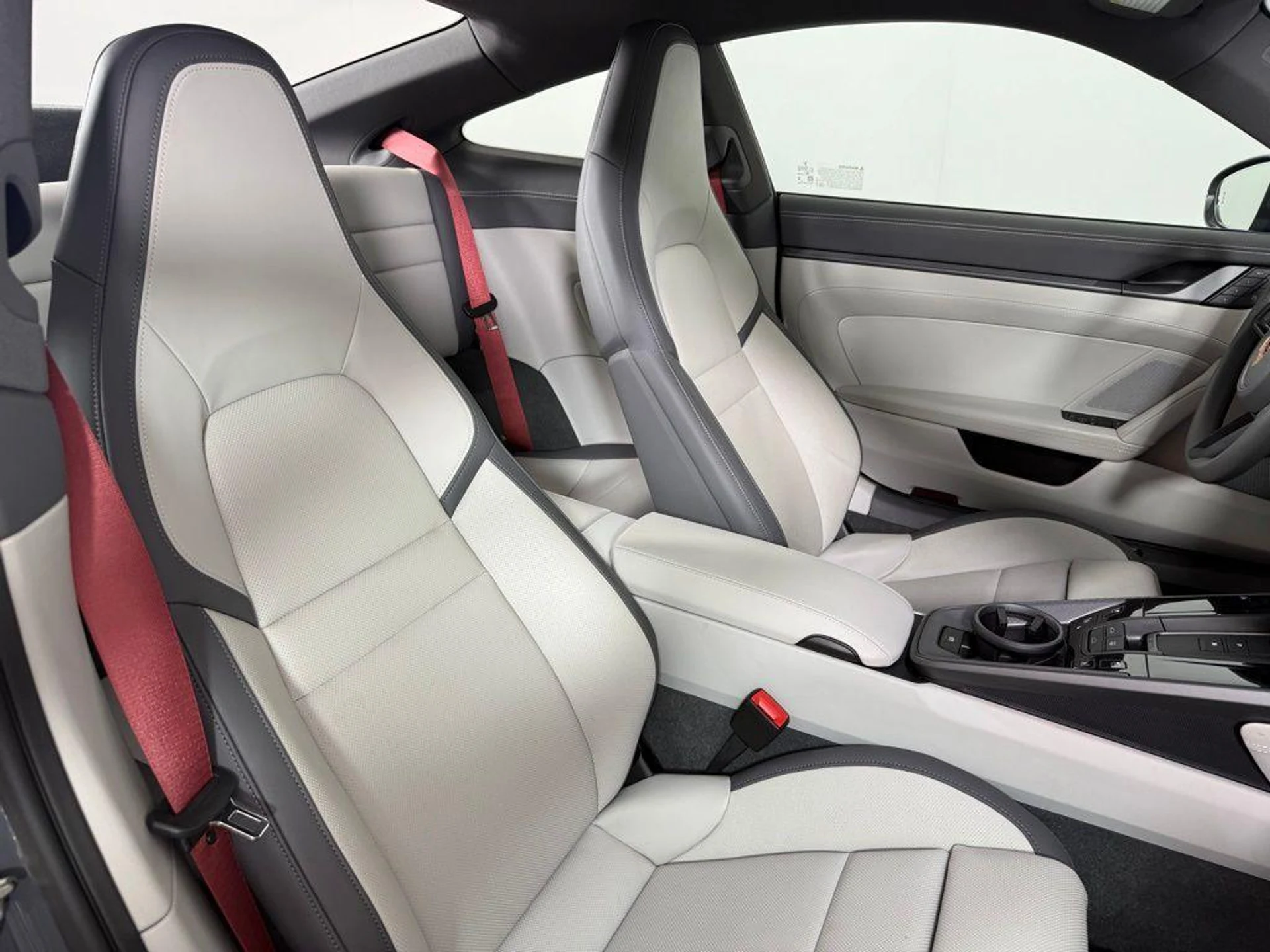 mph015_1656853614_Nt_H_f_C_Ia_Q_Zgk_Ryq_Rv_Cuy_Ky8_D3v8_8a362687fe