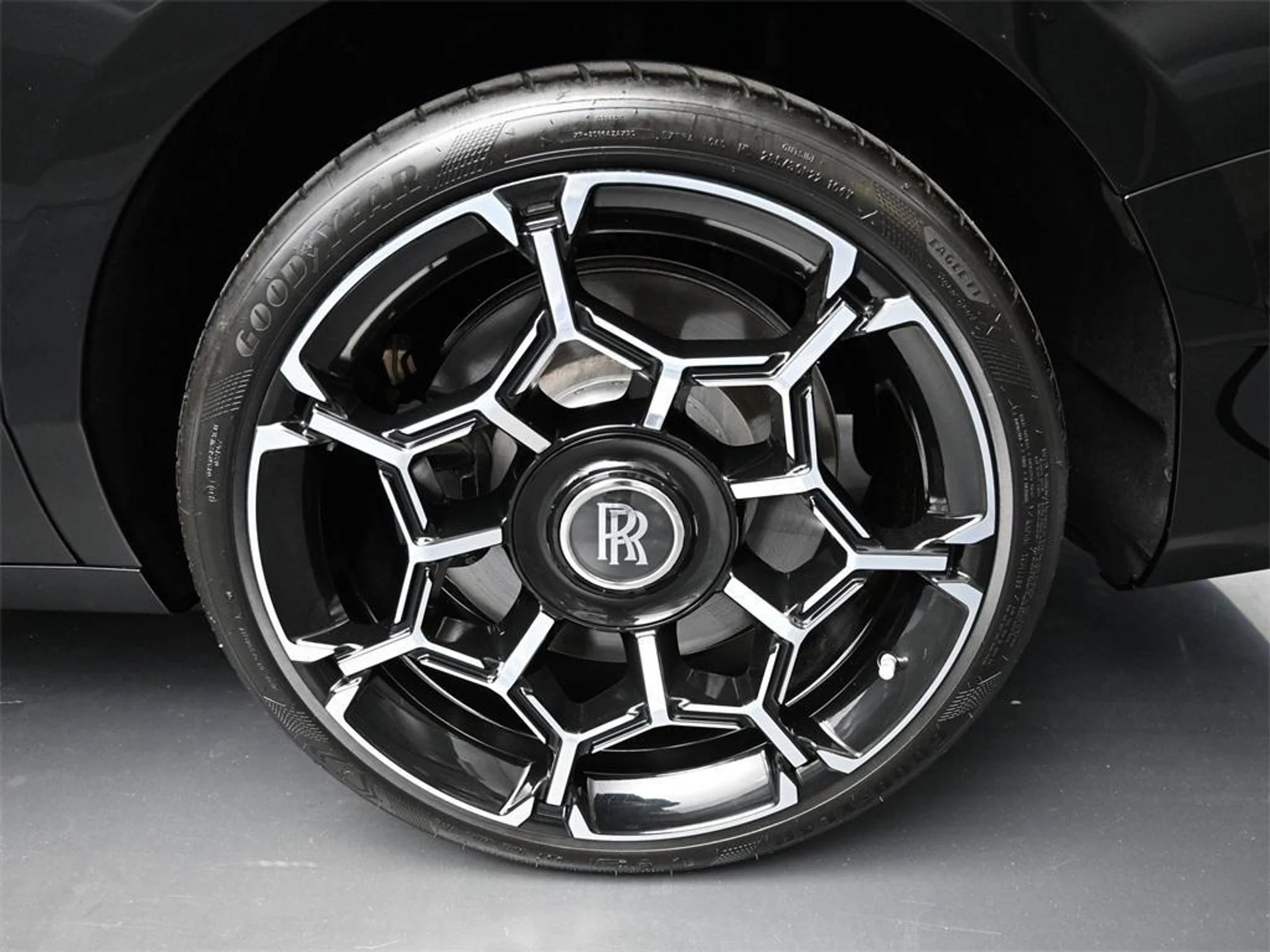 mph015_1665100139_3_He_S0_Jc_U5_A_Hb_QD_Eq_Ybe_Nku_NDY_ea818282e0