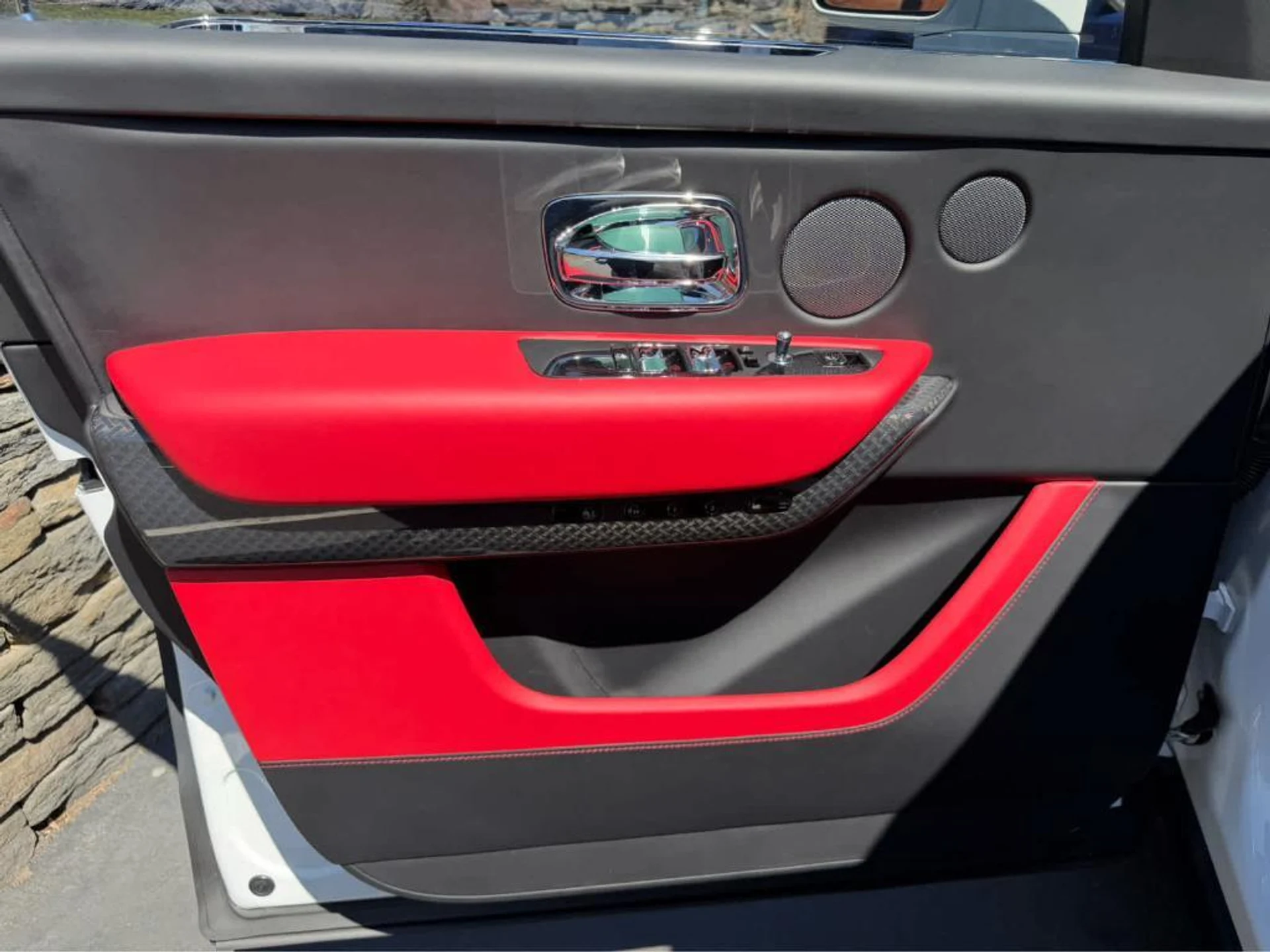 mph015_1670061681_e_P5hiugu_Scy_XD_Km2_Fhvpppsj_Kig_b69d7211d3