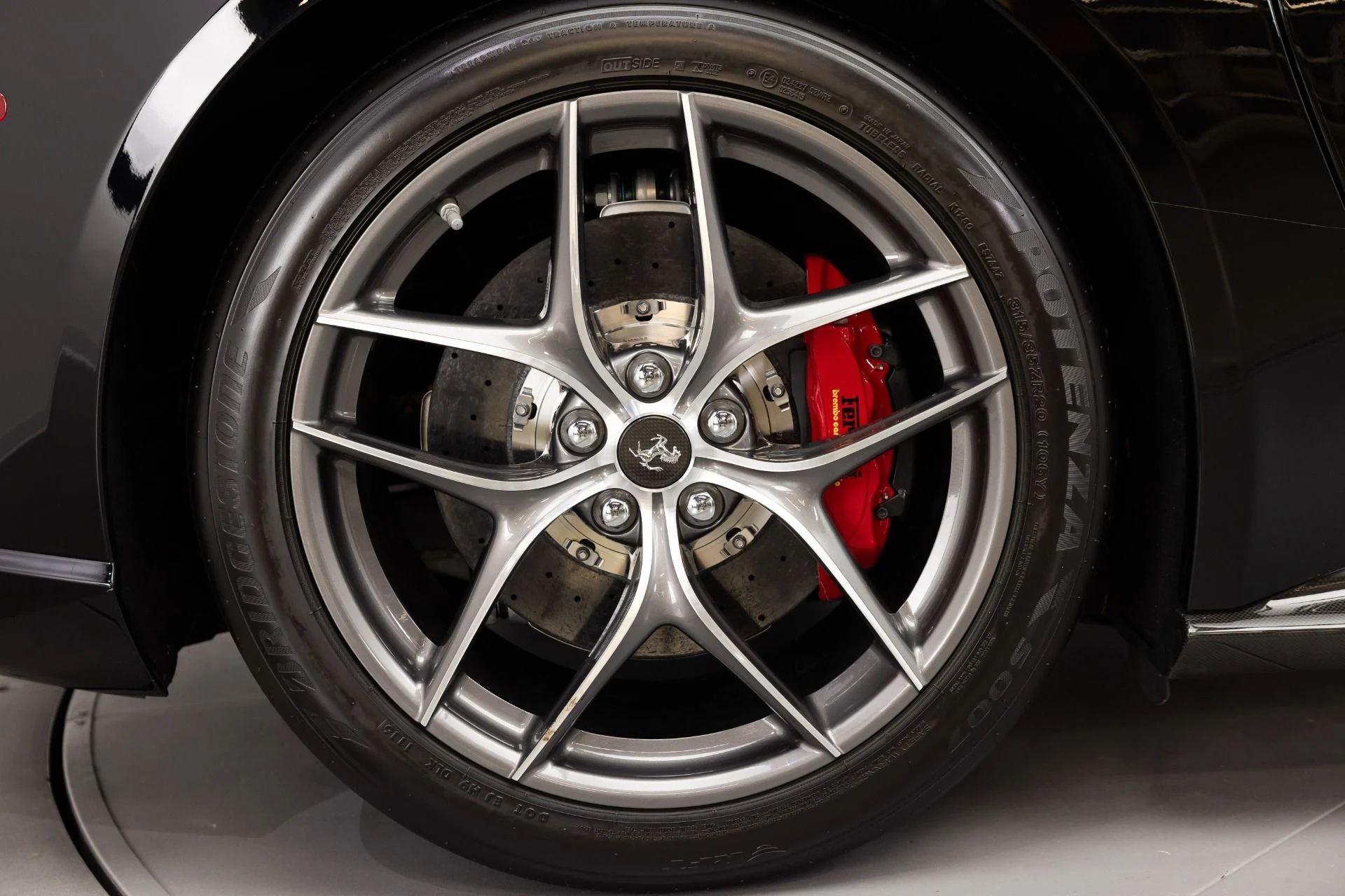 mph015_1675275876_Used_2014_Ferrari_F12berlinetta_1784559579_c8aac0d96c