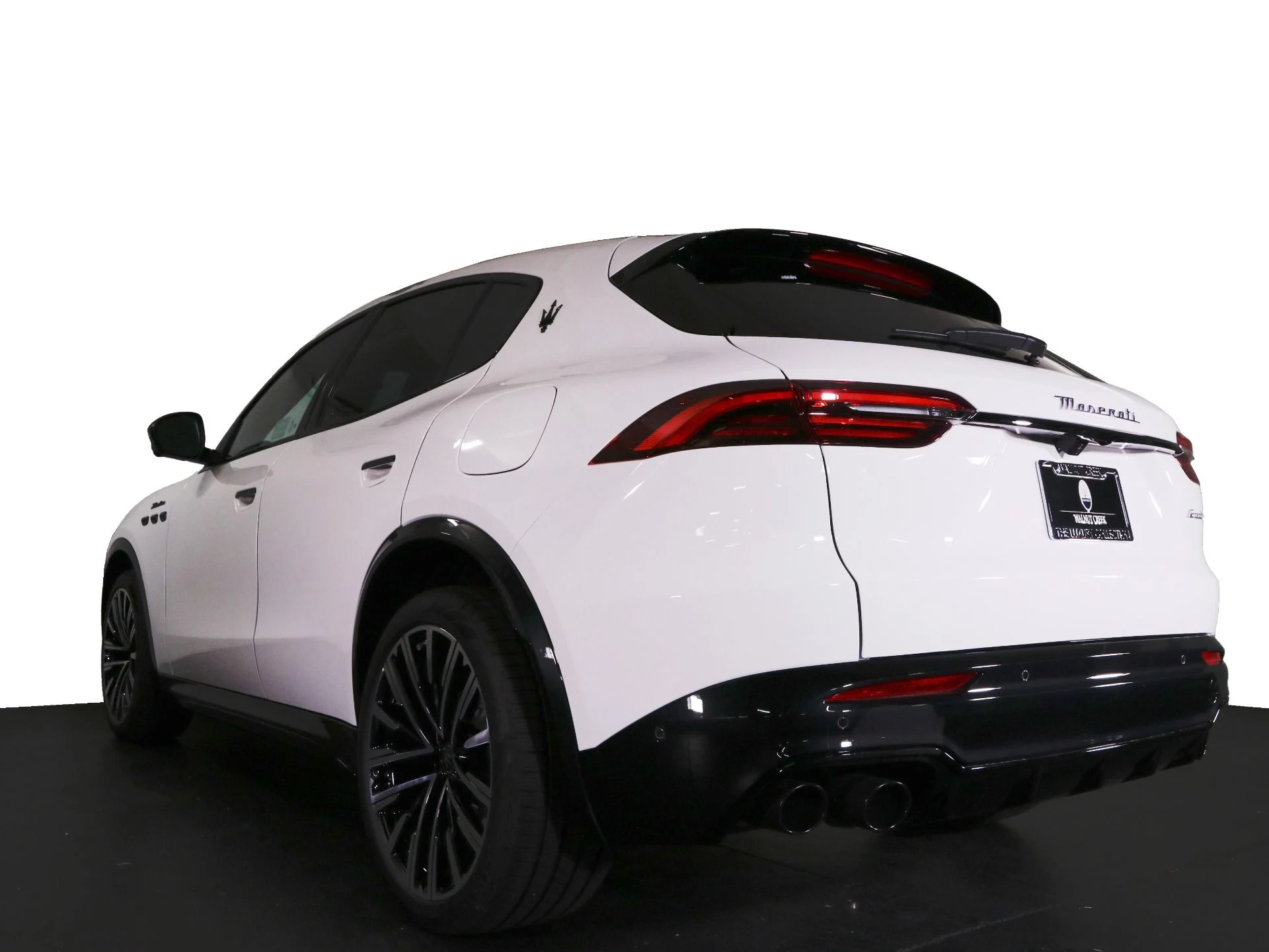 mph015_1676990987_New_2025_Maserati_Grecale_Modena_1750292098_5fe5e6381a