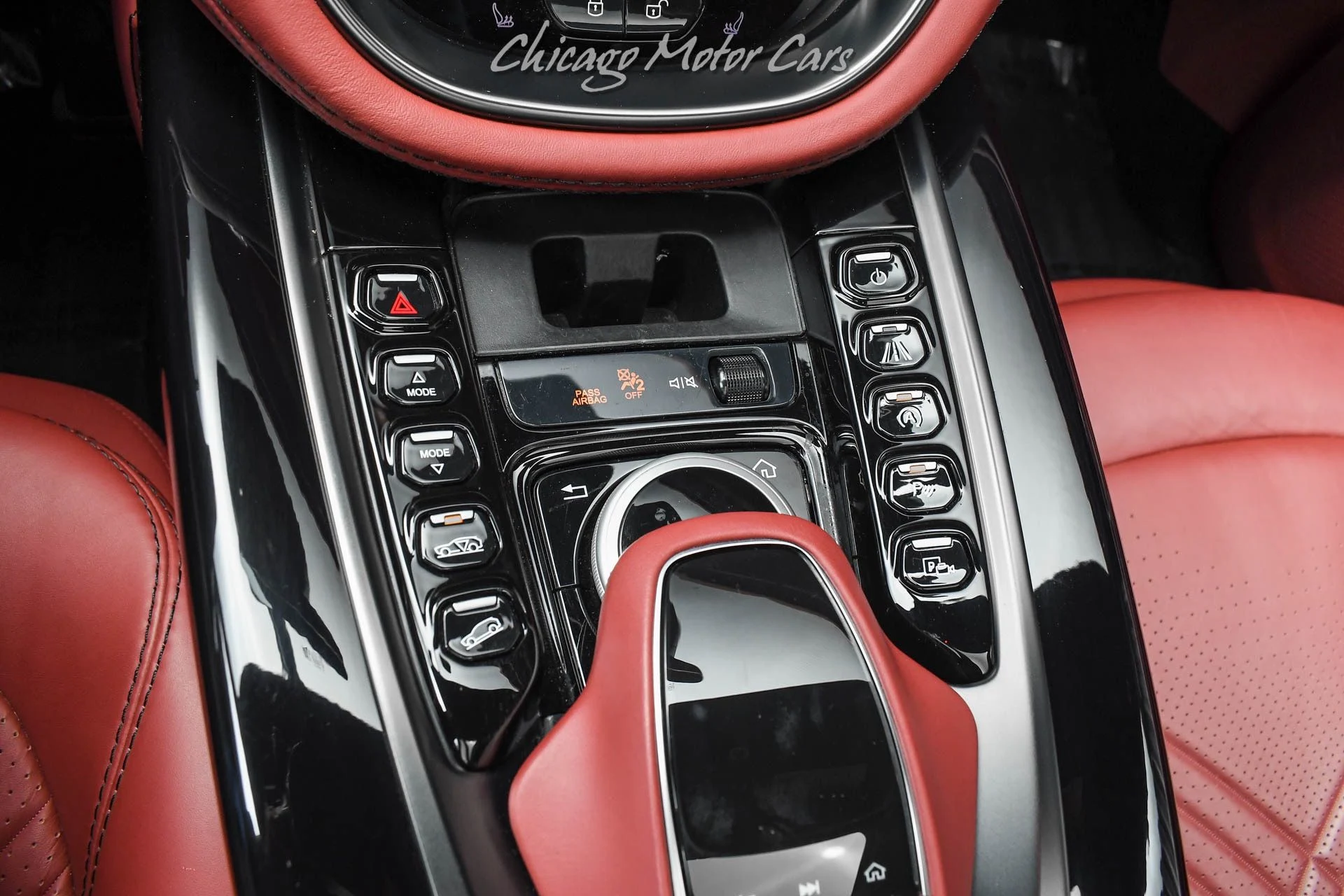 mph015_1693883199_13003_p16_l_ec20c01e58