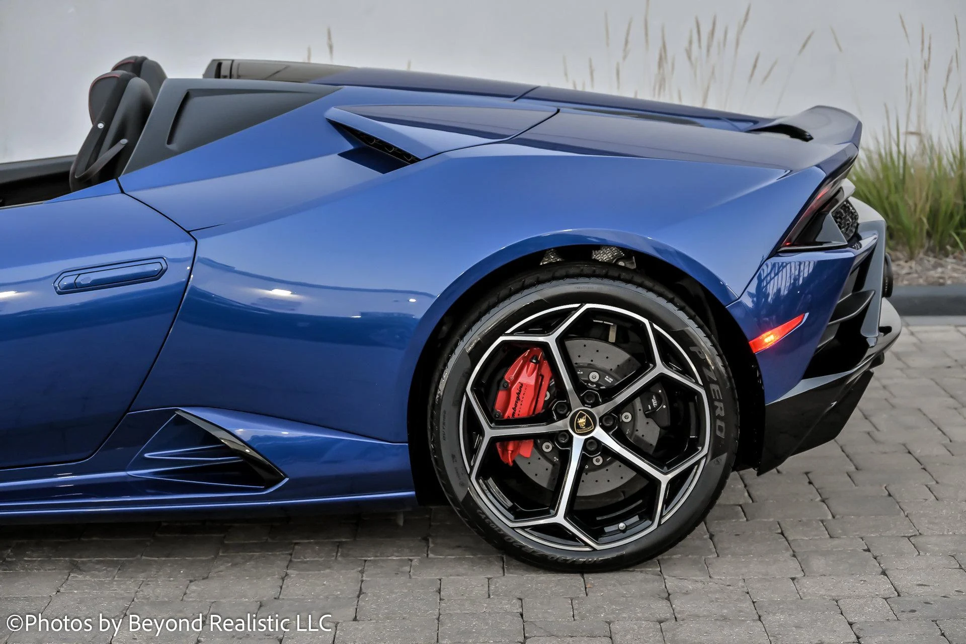 mph015_1694426272_Used_2020_Lamborghini_Huracan_EVO_Spyder_1758788095_349c374b1c