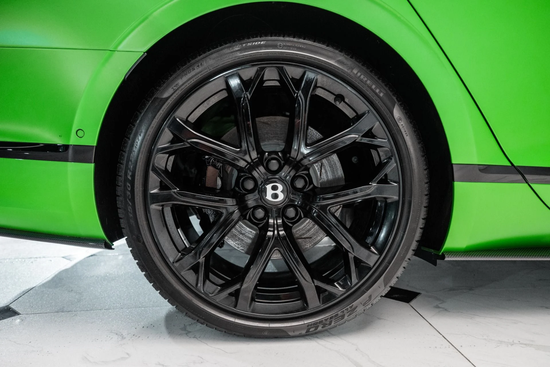 mph015_1709358733_Used_2024_Bentley_Flying_Spur_S_Hybrid_1749914202_e13f55b5bd