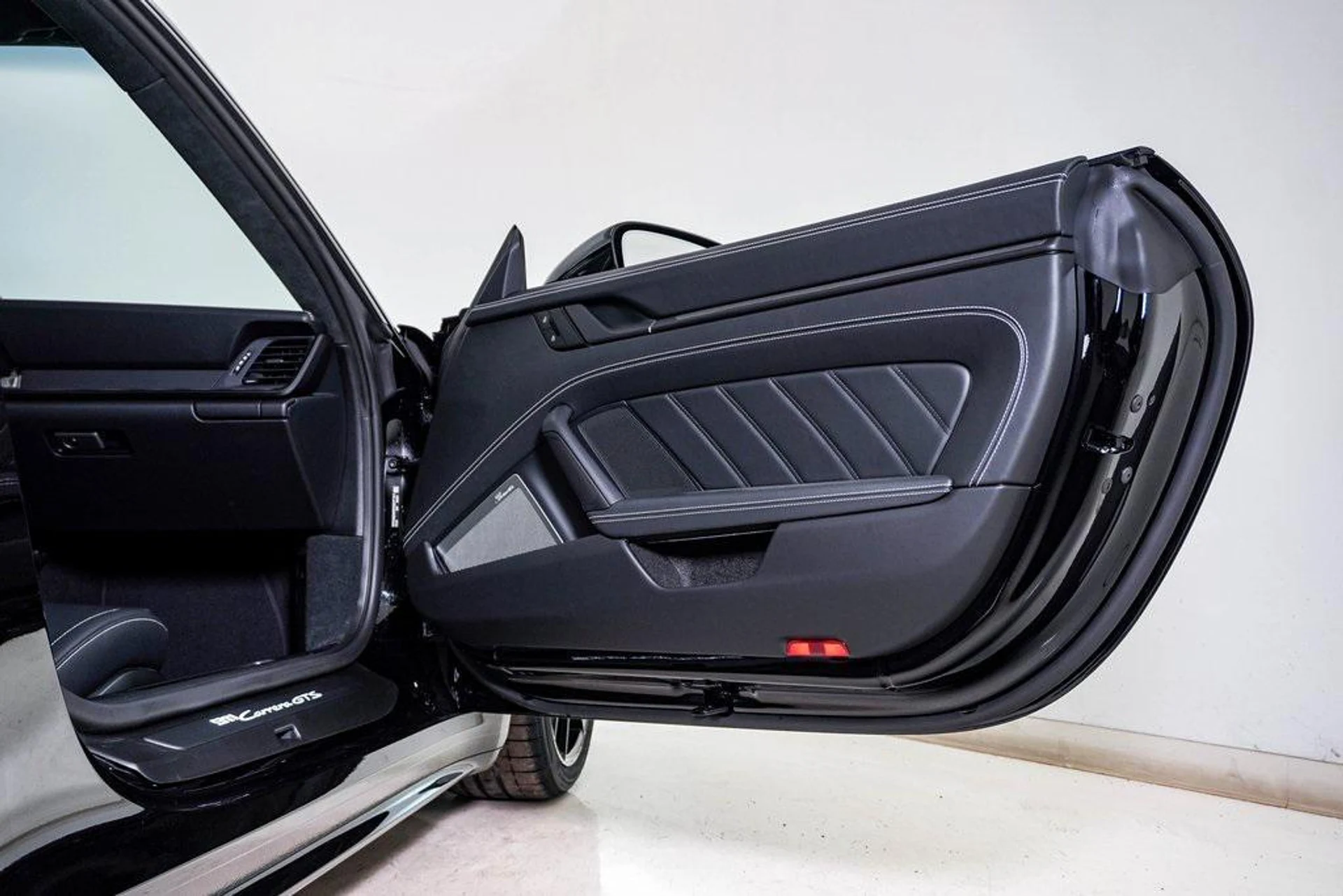 mph015_1711595062_Kz2_SZ_8hl_Kb_BX_Zs_G6_NFQR_9_XF_Zm_N0_5676516c91