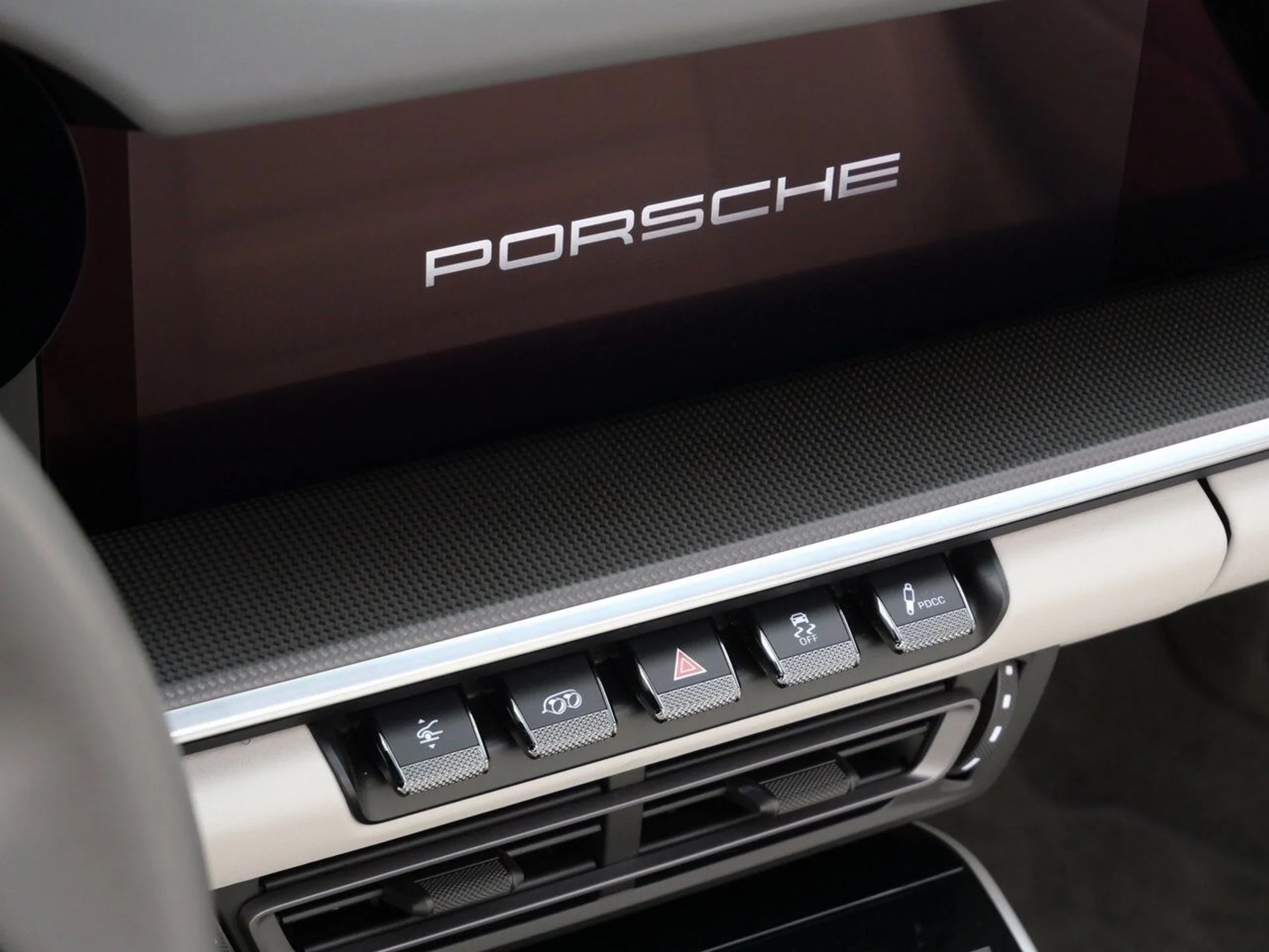 mph015_1712372737_261c9c562a828a3a82cbd048f65b08ccx_386766c7c0