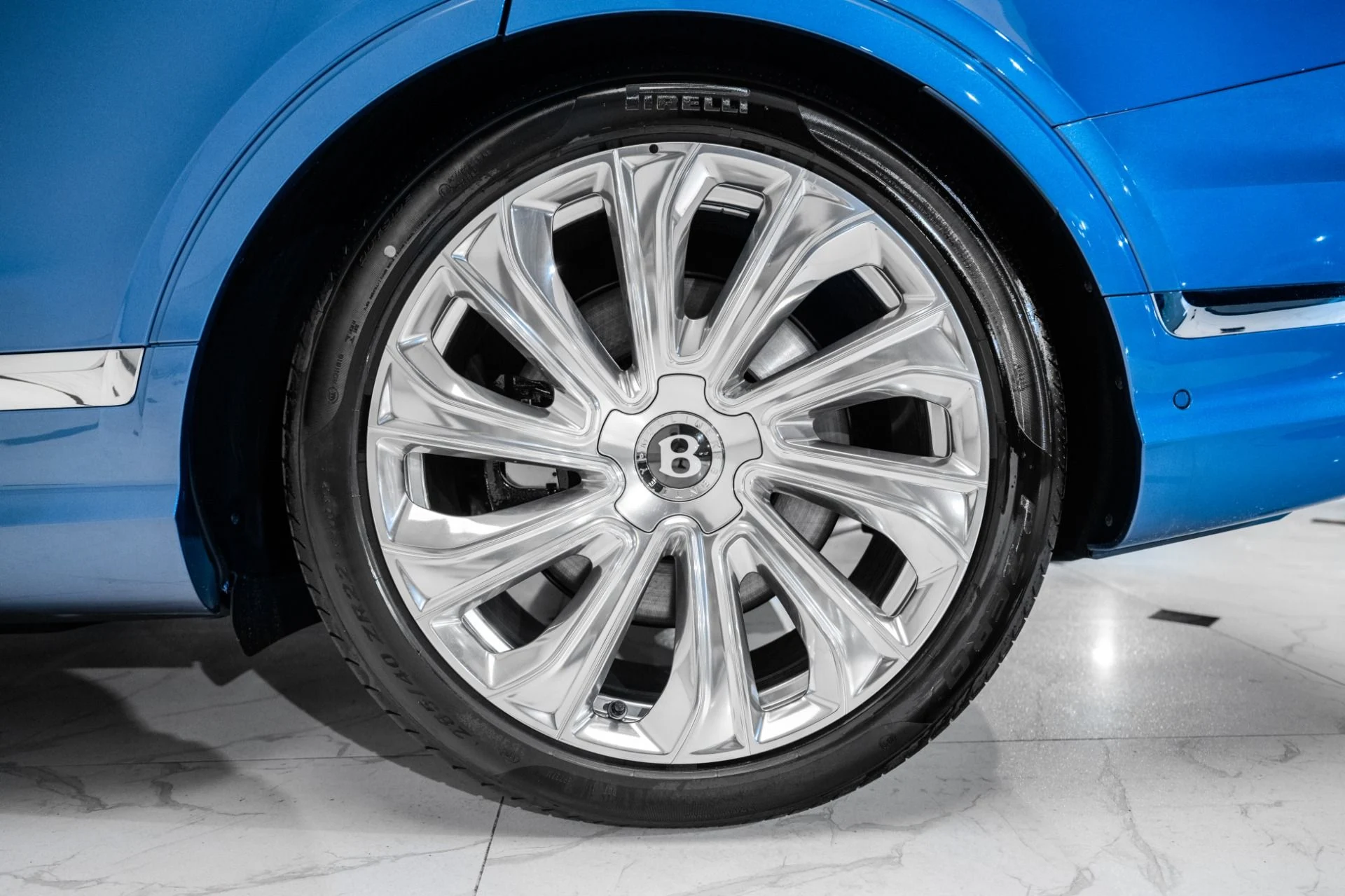 mph015_1714835698_Used_2025_Bentley_Bentayga_EWB_Mulliner_V8_1748092734_f5a2b6b422