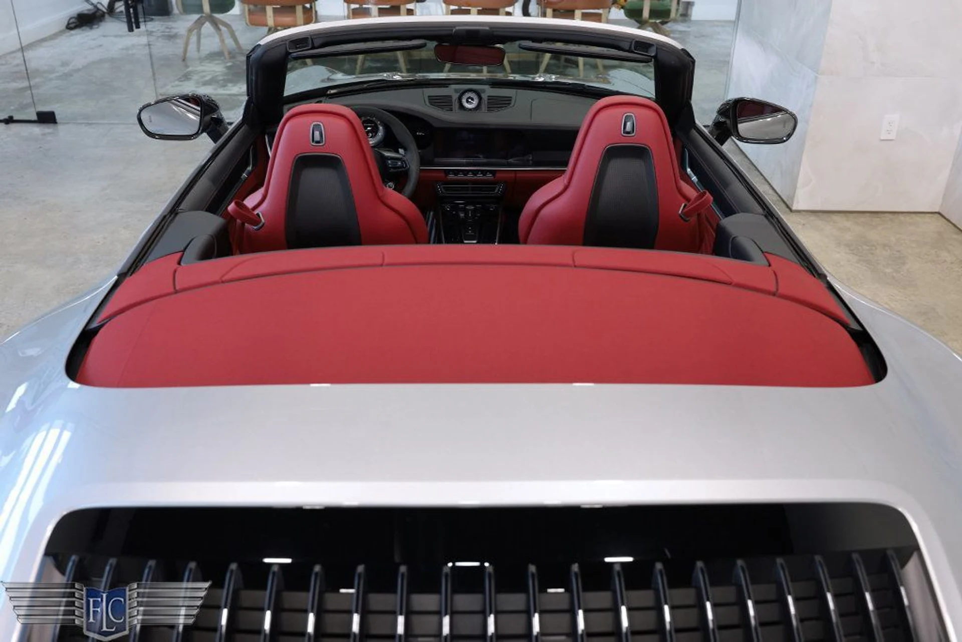 mph015_1720260359_used_2024_porsche_911_turboscabriolet_9689_22937048_16_1024_480222e4de