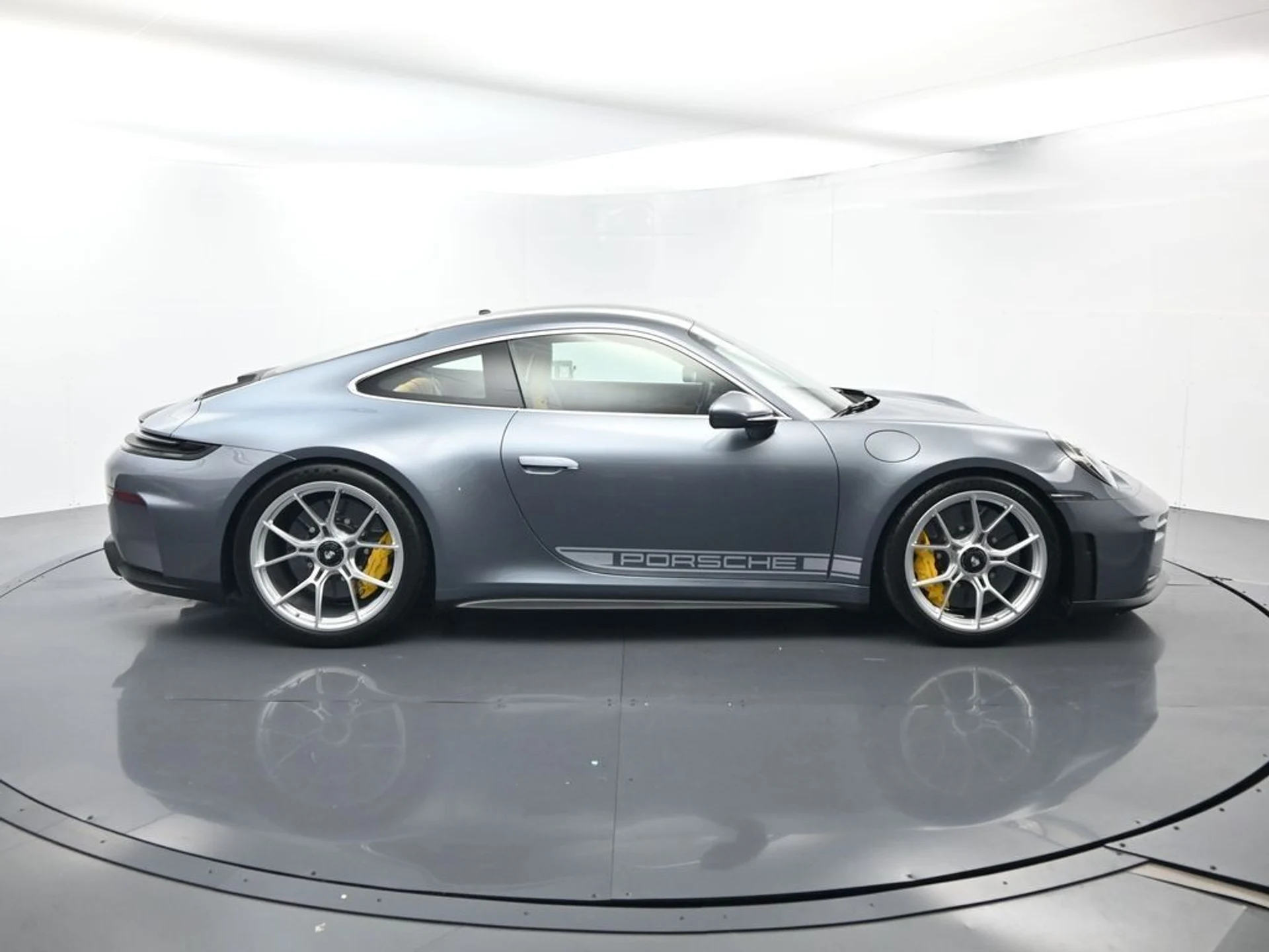 mph015_1721803309_e62cd6e79cb5f754025386f9c2fb5d25_2068ee4a98