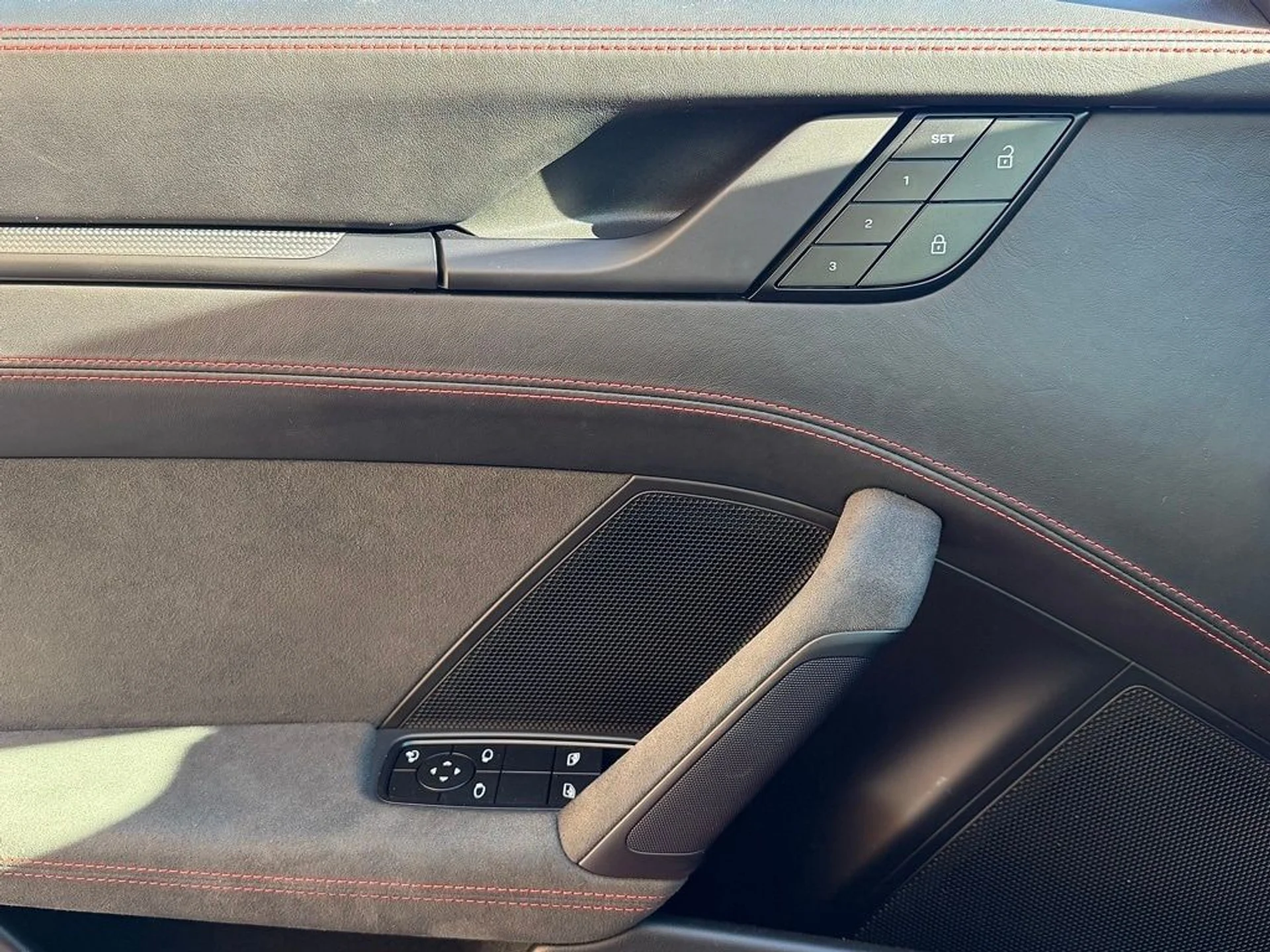 mph015_1728325755_9da8f74e73e2c70b29d01d2035c1cffex_e4da484150