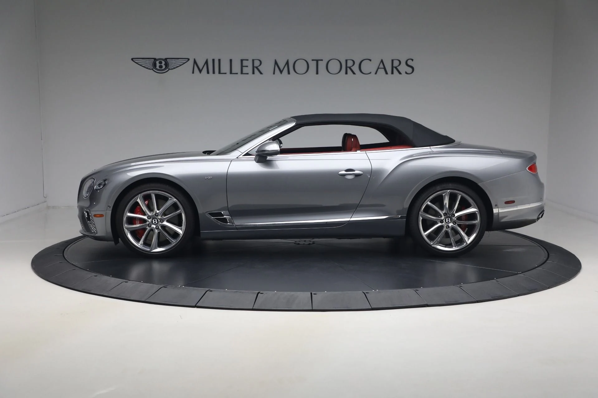 mph015_1735516126_Used_2022_Bentley_Continental_GTC_V8_1784133742_d3286fde1e