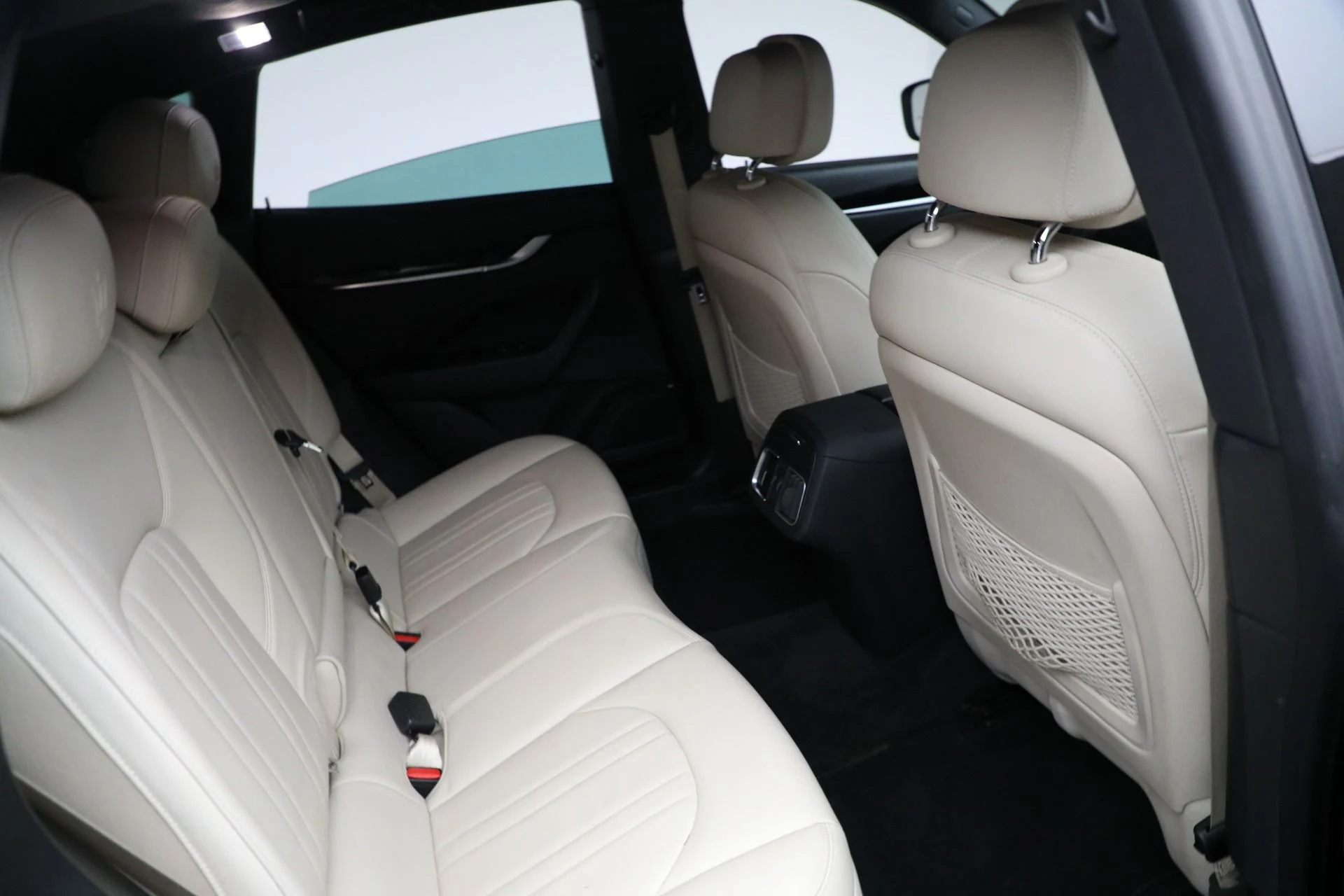 mph015_1735925318_Used_2019_Maserati_Levante_1763071914_8ef337ab53