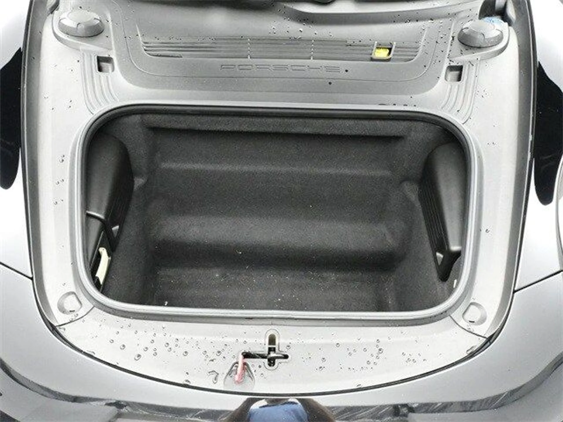 mph015_174118671_c8900dc18b6e67cc6f99250098e0c28ax_497bfecf34