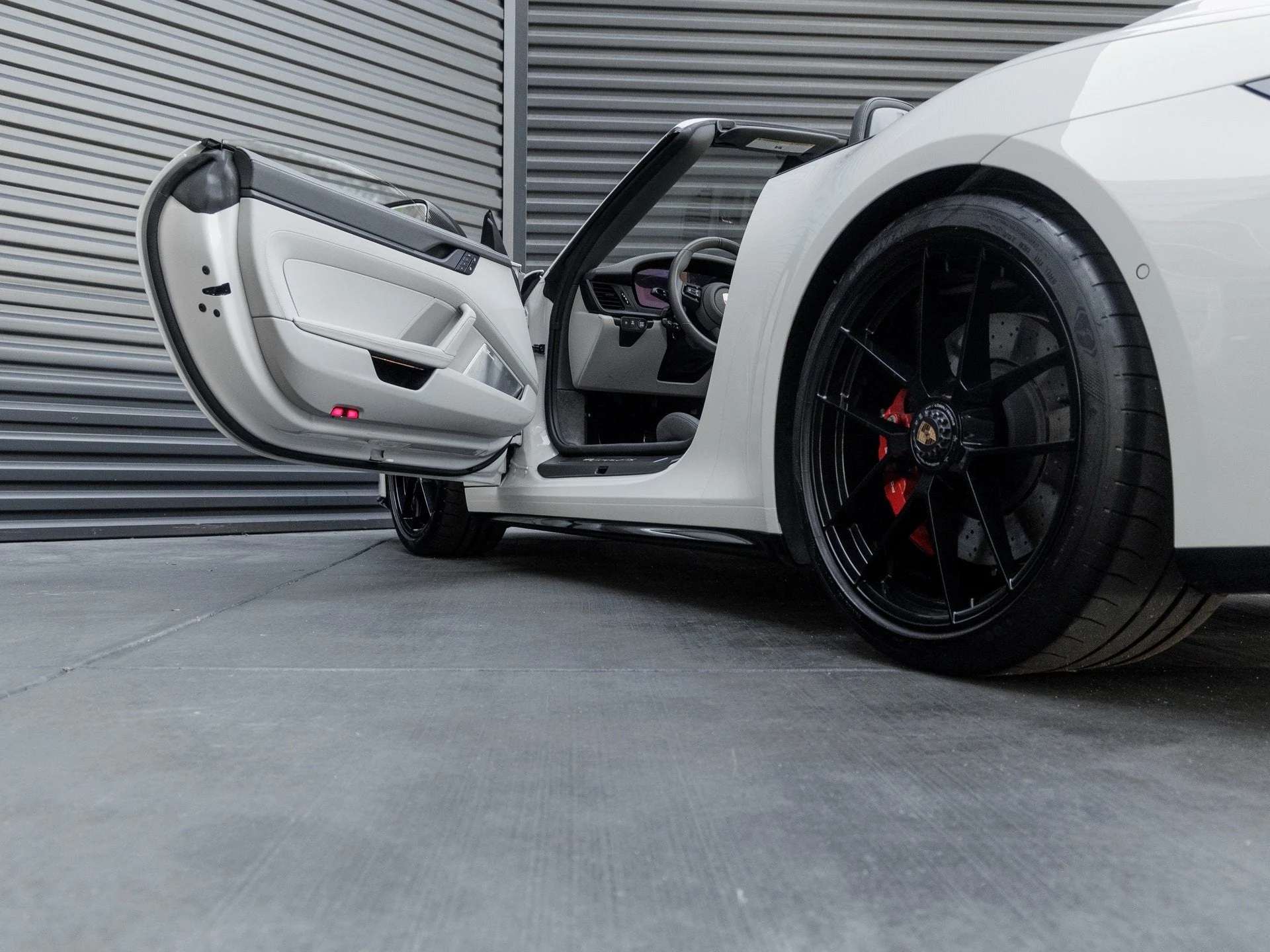 mph015_174459405_16_7cdb4f8d9b