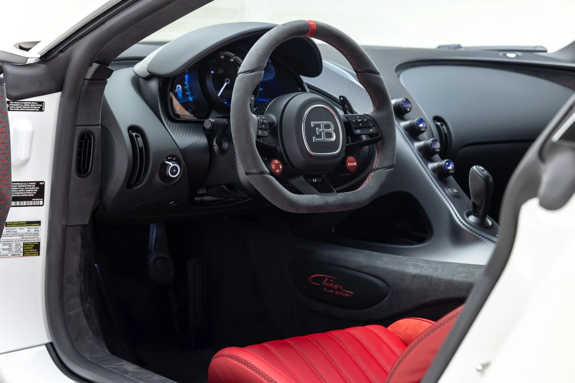 mph015_1746250724_11790_p16_l_e7673bbc25