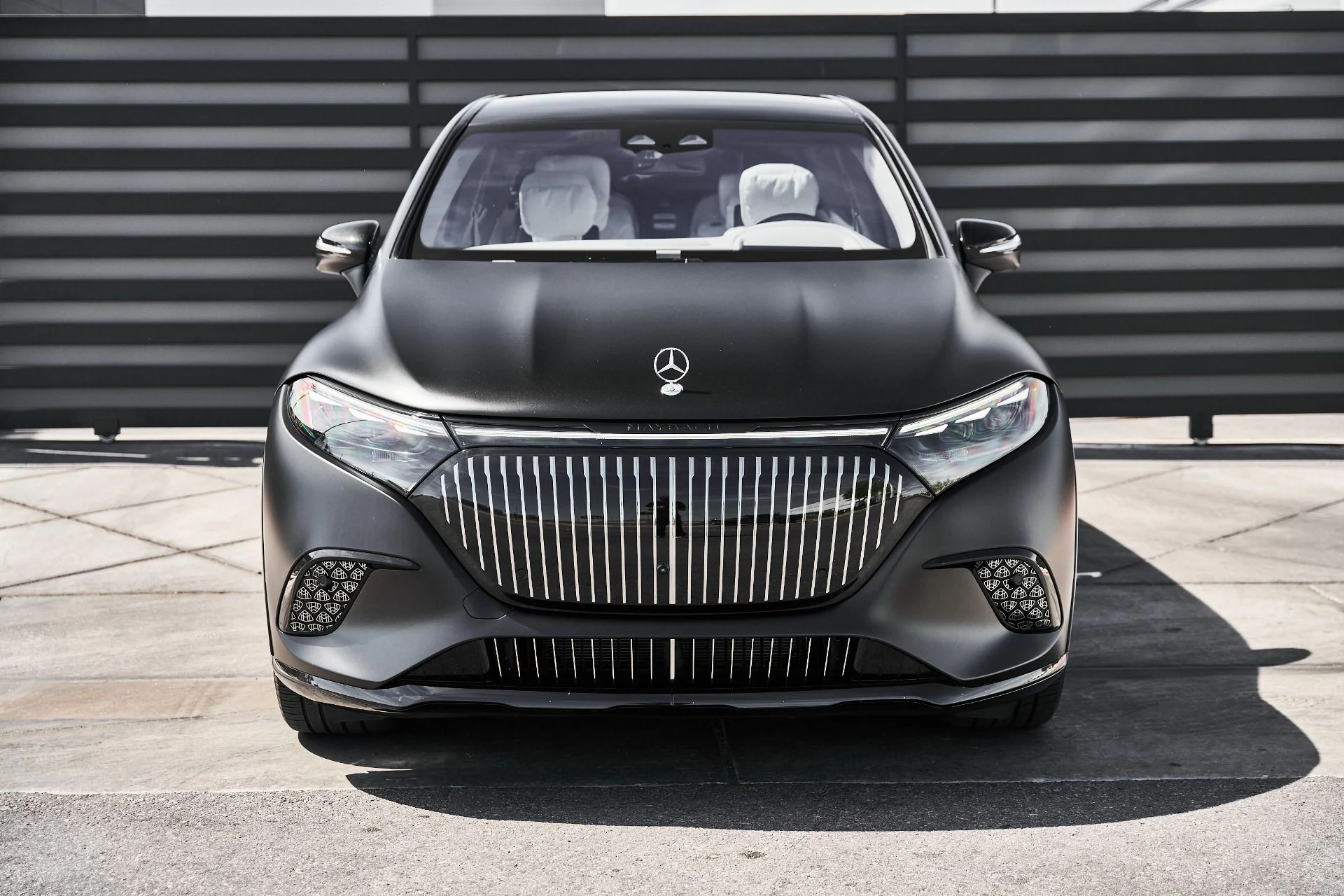 mph015_1749842214_Used_2024_Mercedes_Benz_EQS_Maybach_EQS_680_1774575156_b4641822f0