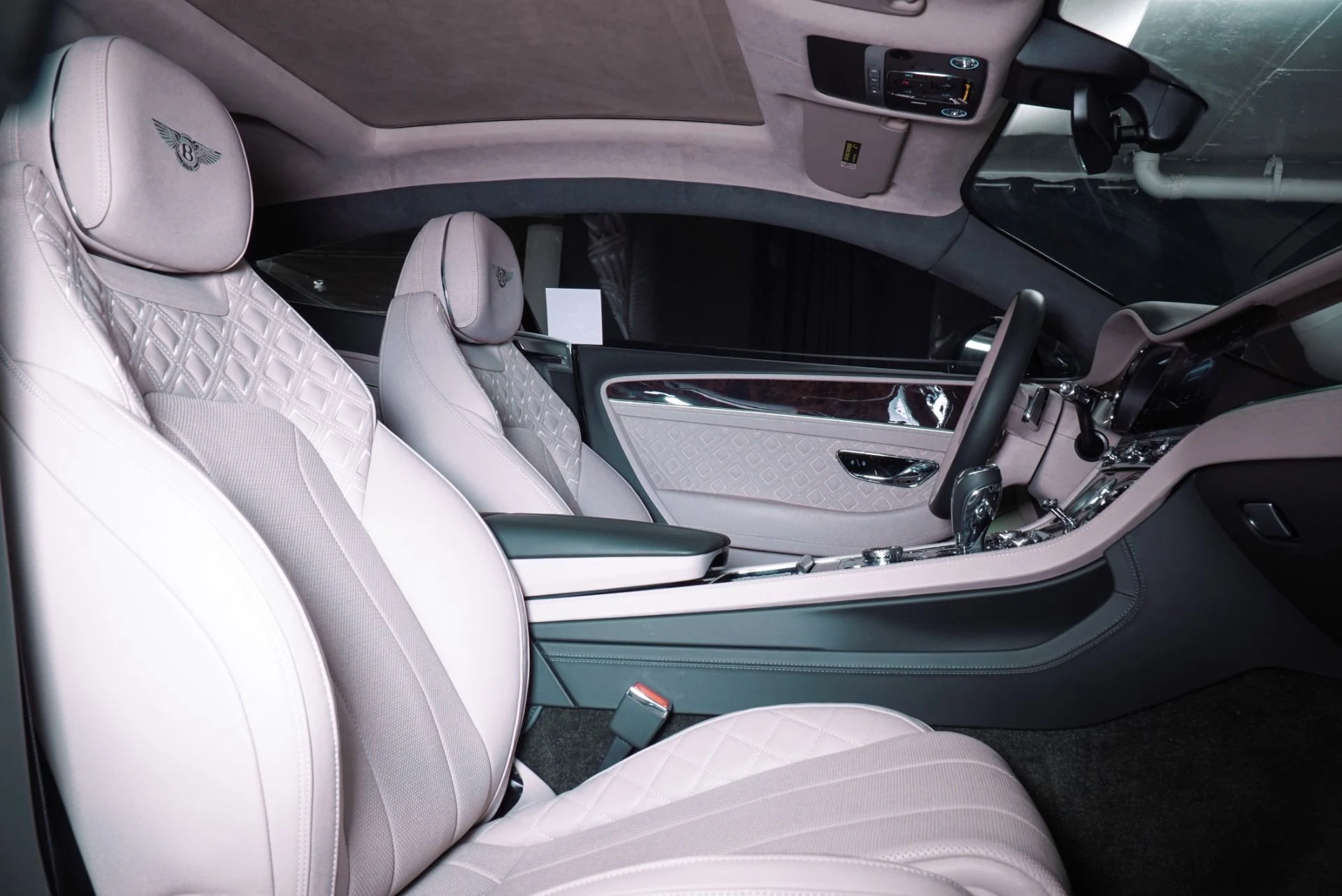 mph015_1750479919_Used_2023_Bentley_Continental_GT_Azure_1763049978_43c52b9d87