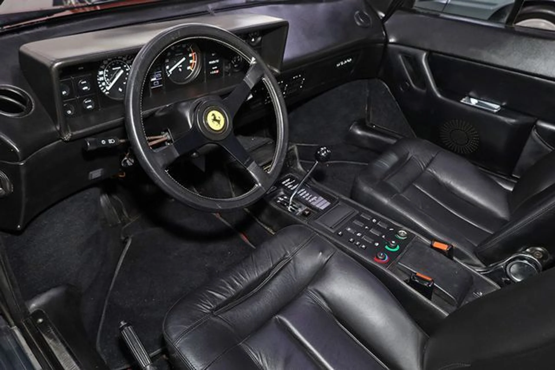 mph015_1751718937_used_1985_ferrari_mondial_quattrovalvolecabriolet_6305_21342573_20_640_8d79bc987a