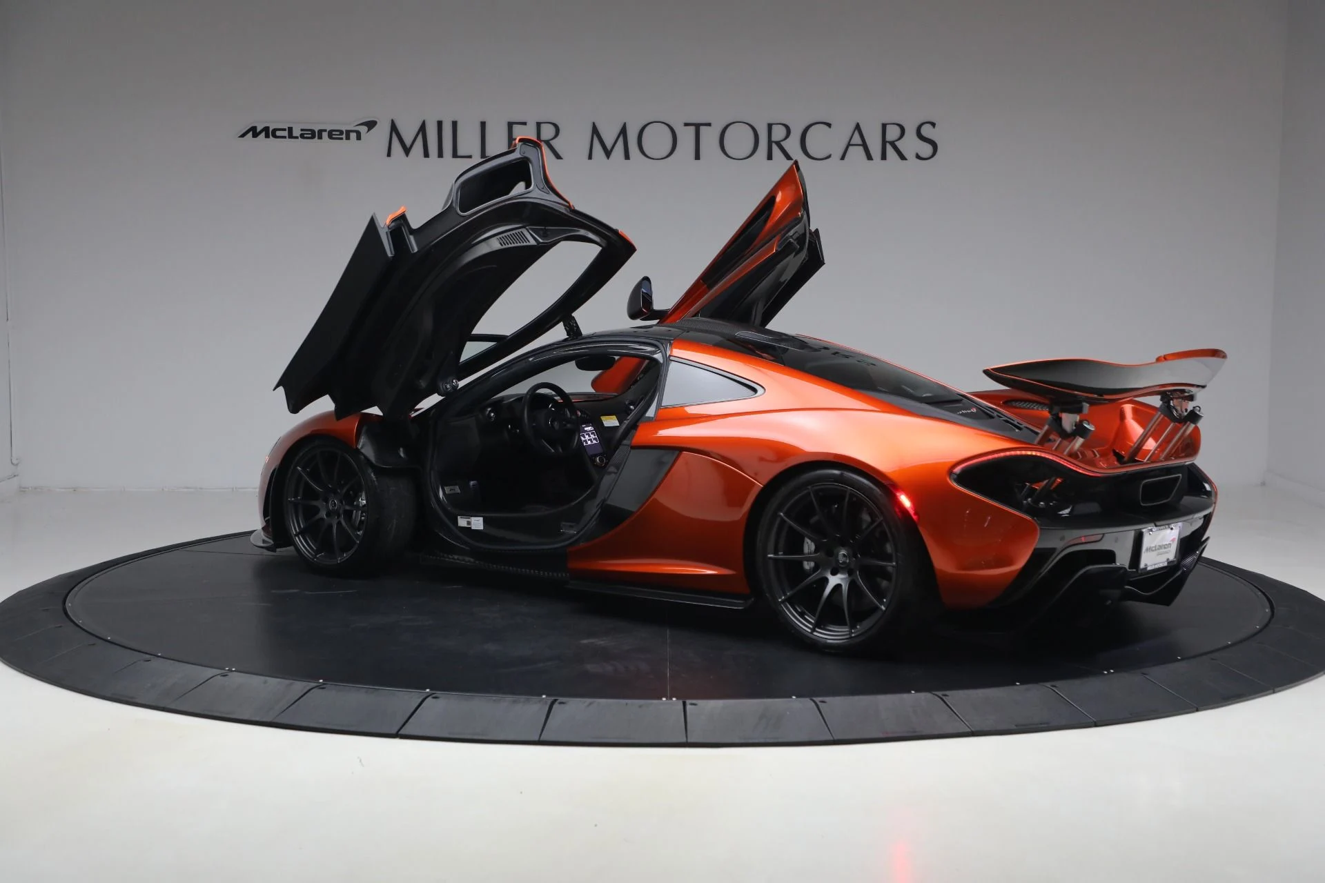 mph015_175585905_Used_2015_Mc_Laren_P1_89611c3734