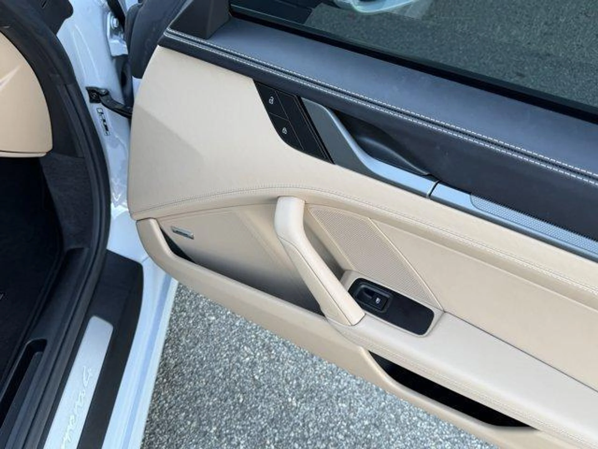 mph015_1766866923_n_W4_U_Tp_q8s_E_Bf_N6_Y_Dt_Ywc_R_Jj9_Rw_b8851374c2