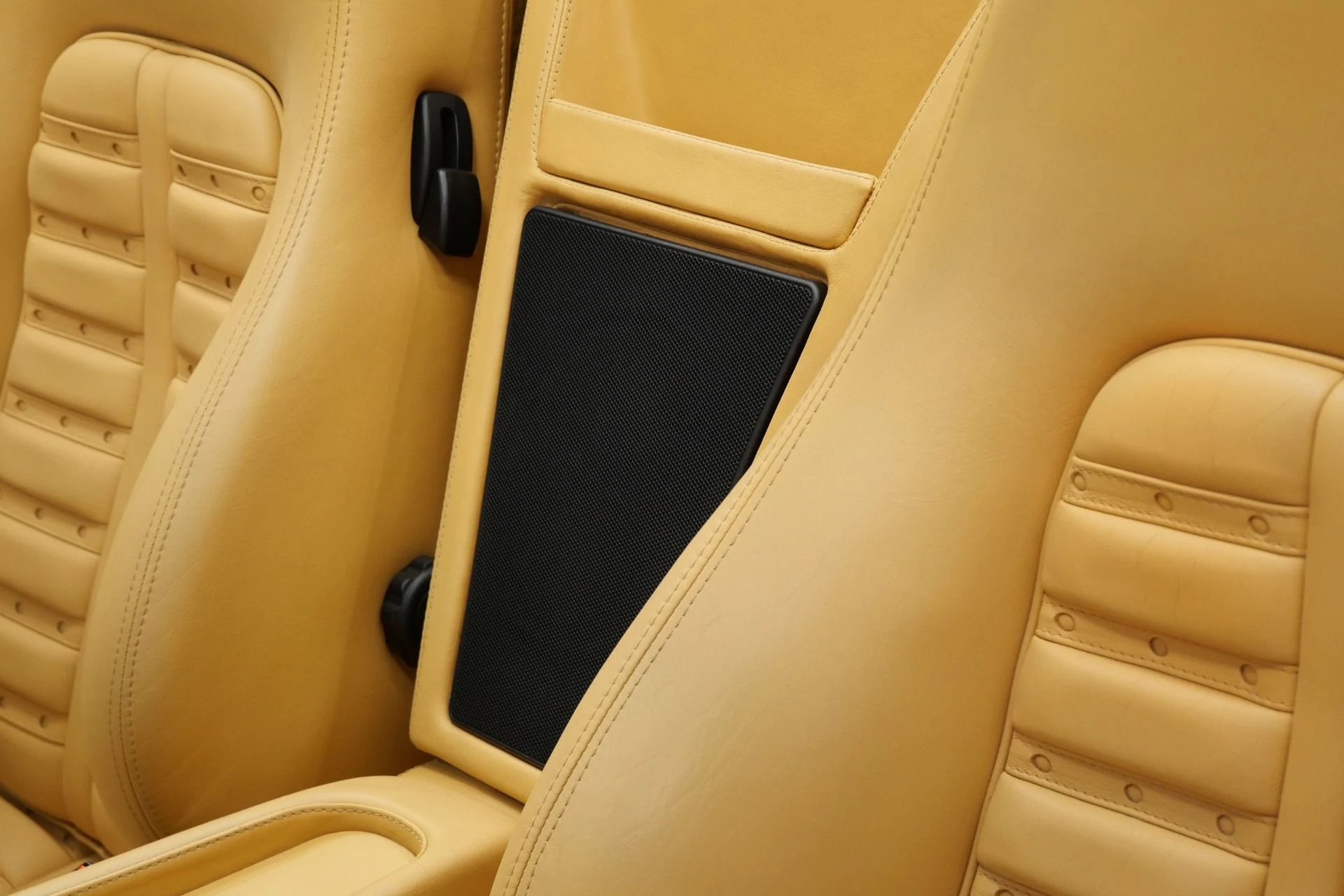 mph015_1767559215_Used_2005_Ferrari_575_Superamerica_2024_Belt_Service_Fiorano_Handling_Package_1769812853_0a6ef476b6