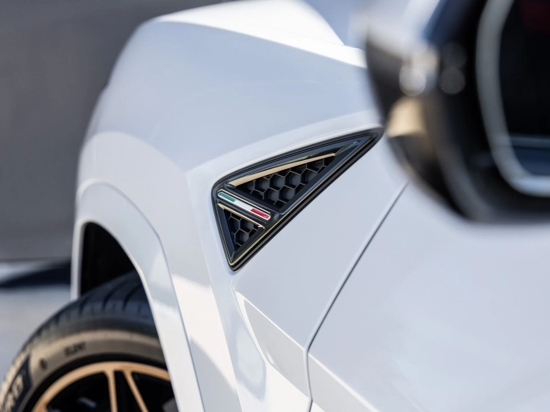 mph015_1779637038_16_57dd9c10a0