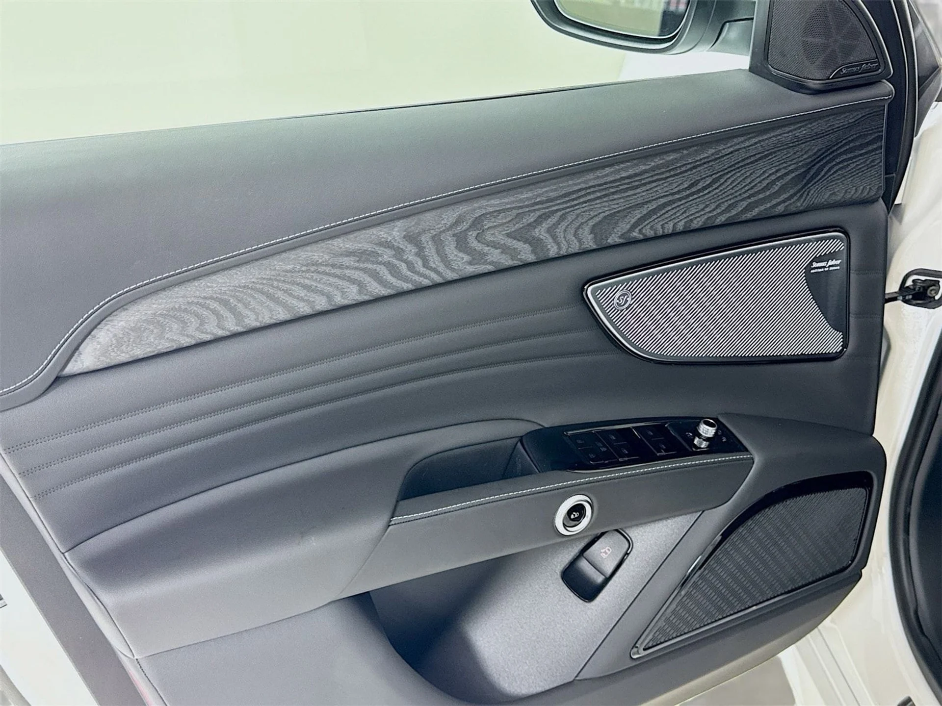 mph015_1785956665_6b155350431eecf7d89f1bd5387a50c9x_2872ad66f0