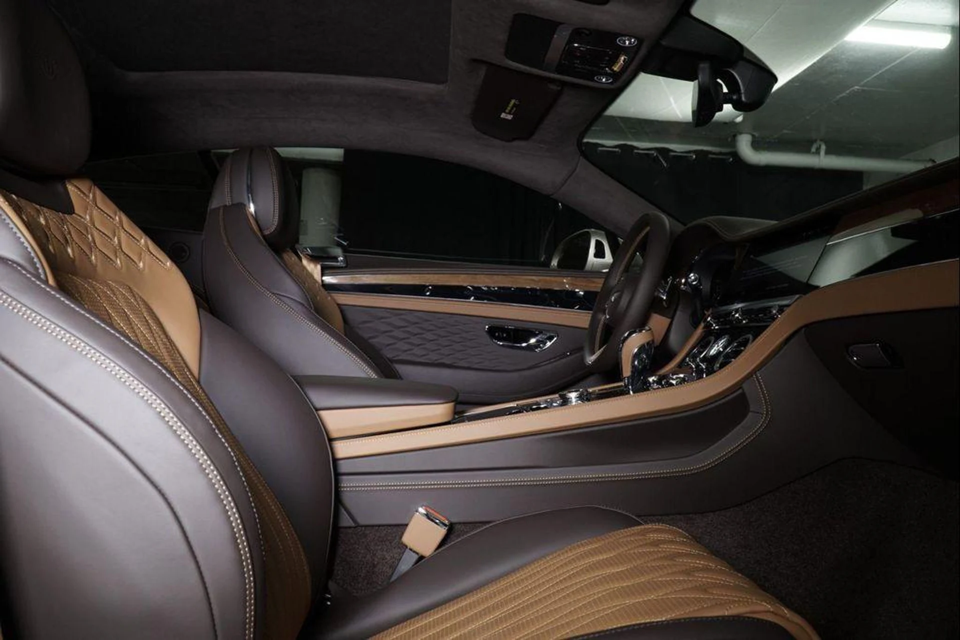 mph015_1788448380_MY_3_Jfli_HQ_Hk_lhnd_Yu_C5hdfp4_Vg_314f0feea4