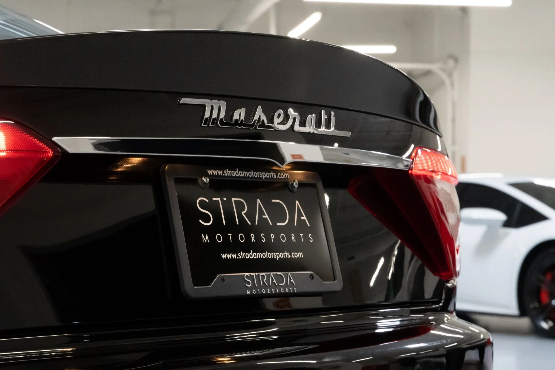 mph015_1797418531_Used_2012_Maserati_Gran_Turismo_MC_1692740001_ce200f4912