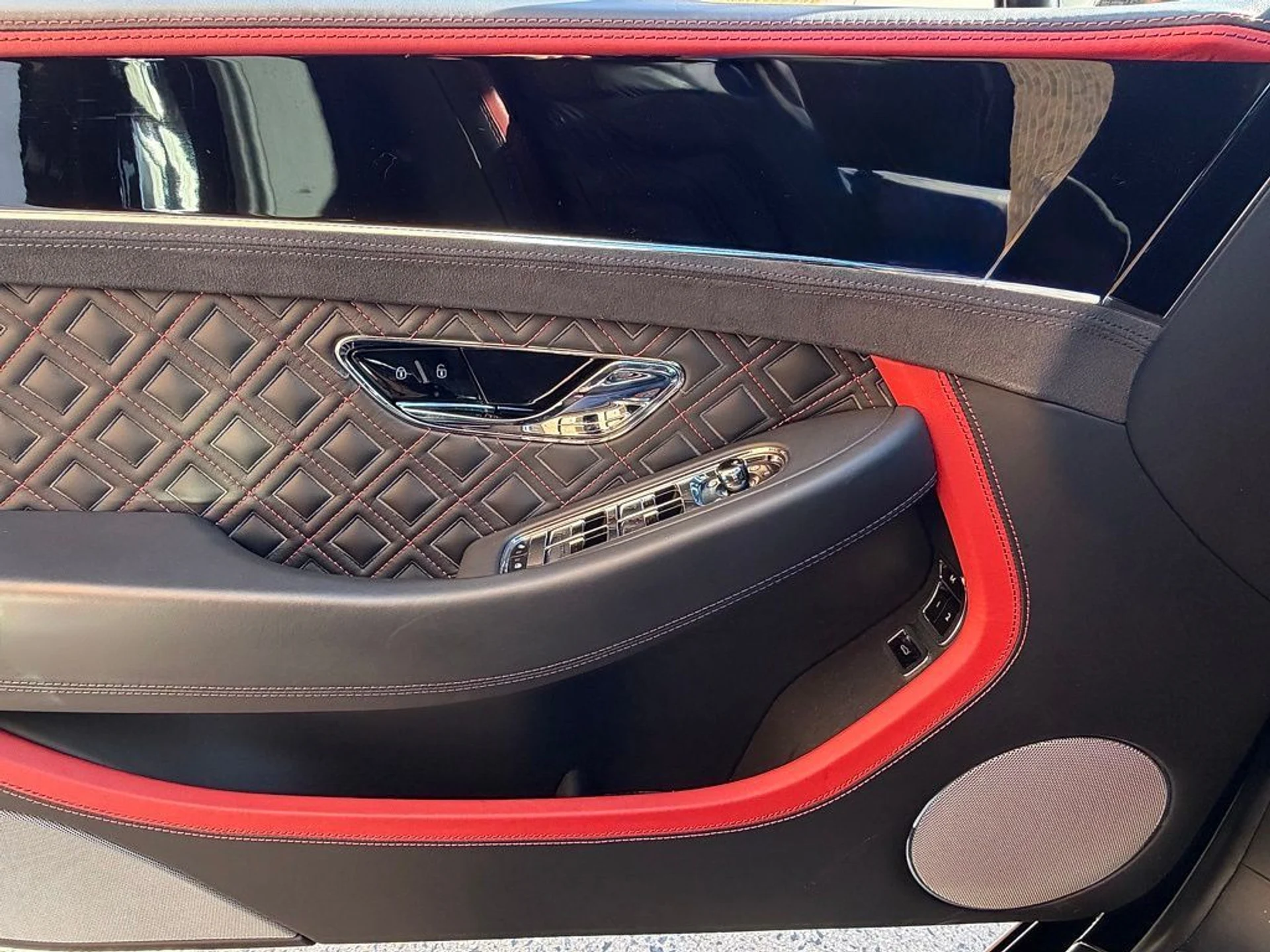 mph015_1801887255_f025768c95d41042e1f564560e346b33x_39657e3ea4