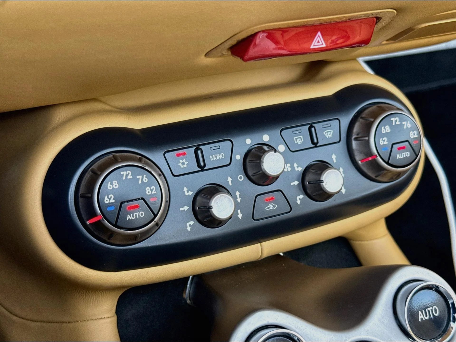 mph015_1805255897_Used_2010_Ferrari_California_1790360471_b7bdeeb85b