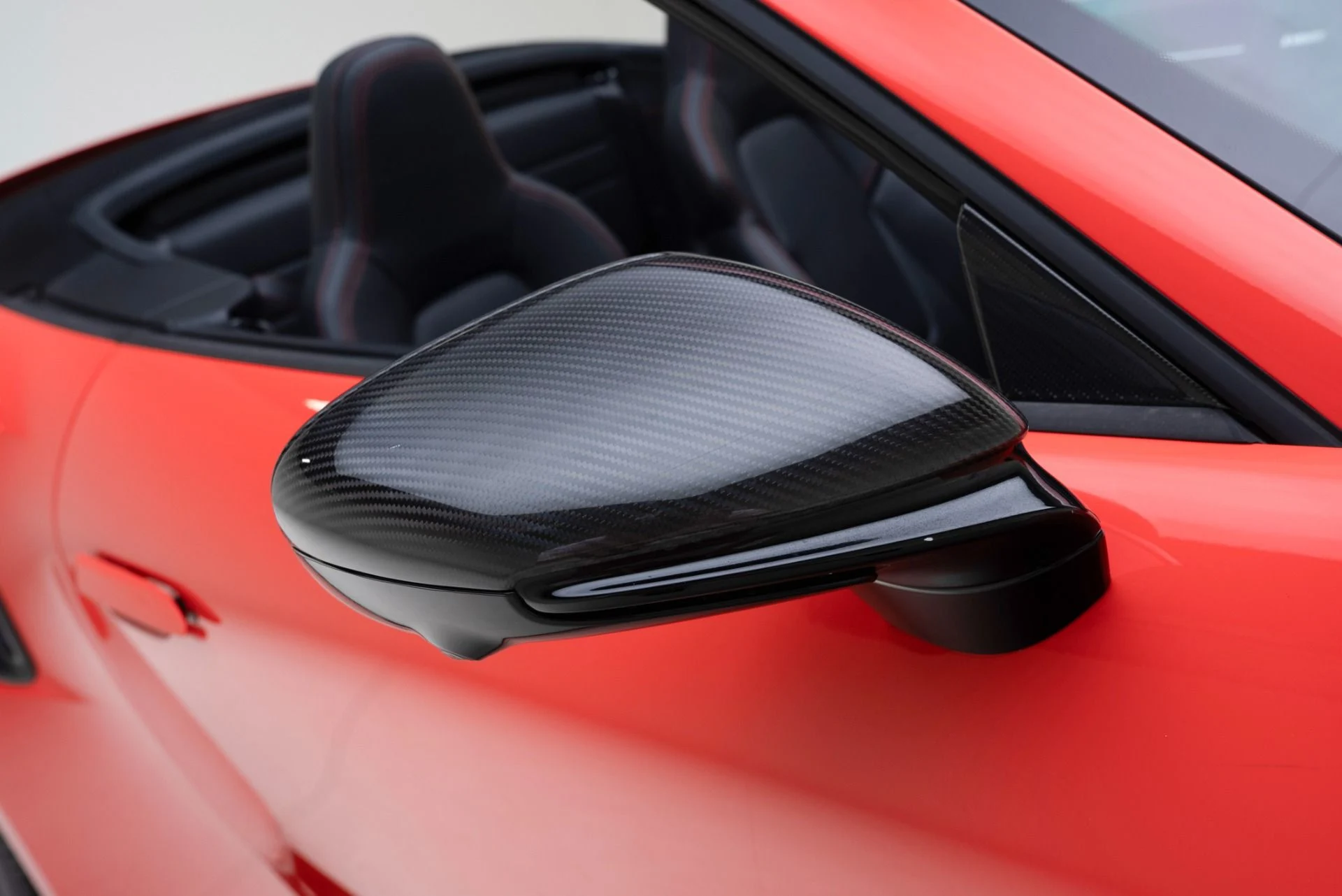 mph015_1814951654_Used_2022_Porsche_911_Turbo_S_1779228763_9dacdce80d