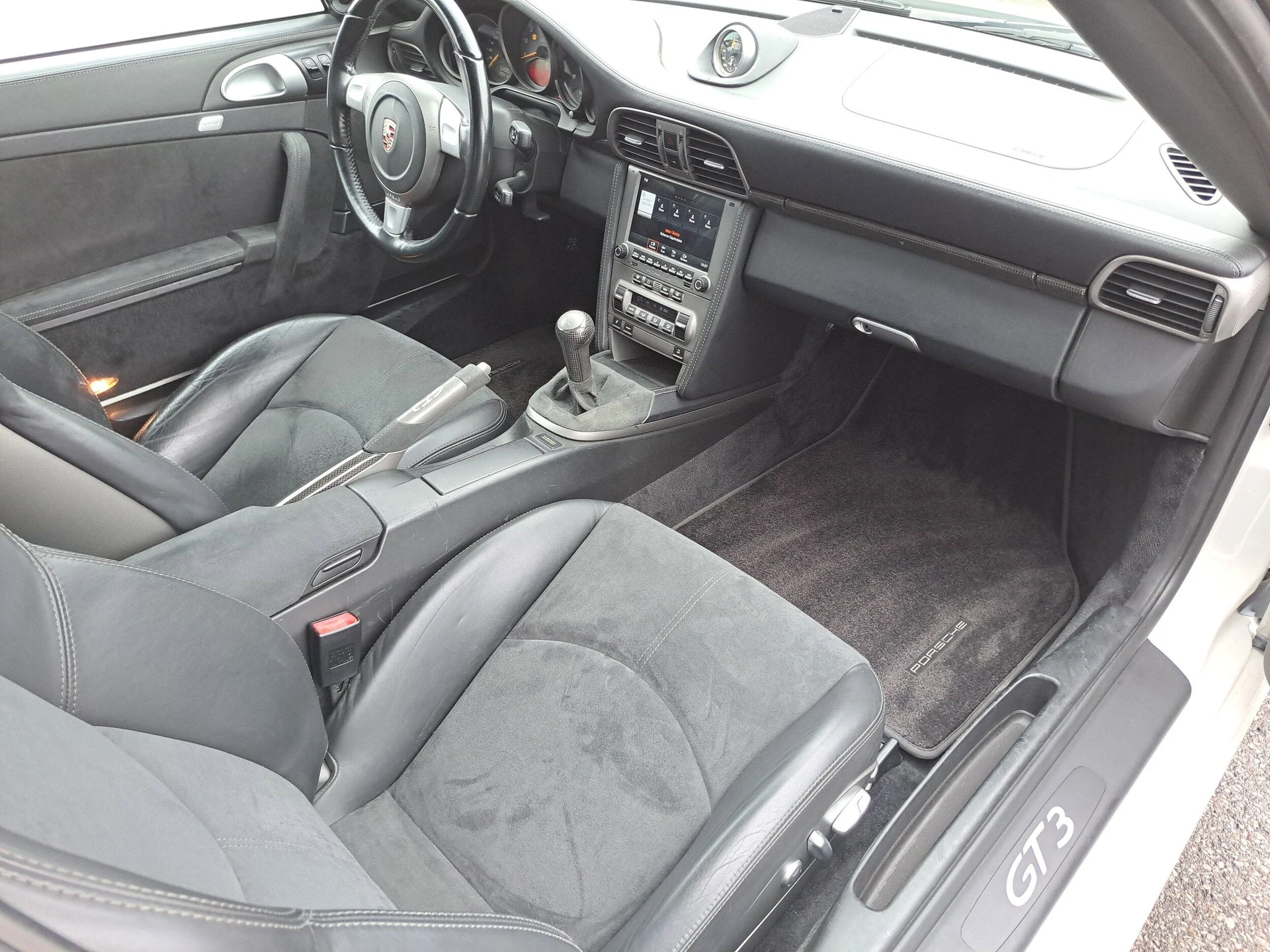 mph015_1820097363_5b6219a942379bd21d9900233329d9cdx_762843eed8